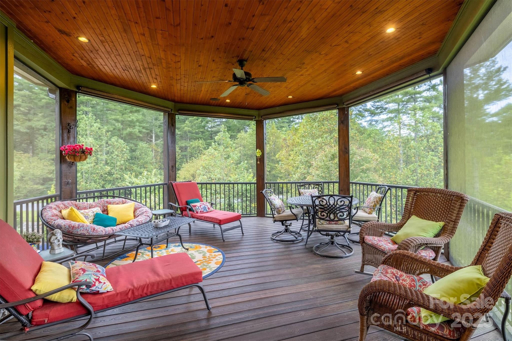 5378 Oak Crest Lane #114/115 — Lenoir