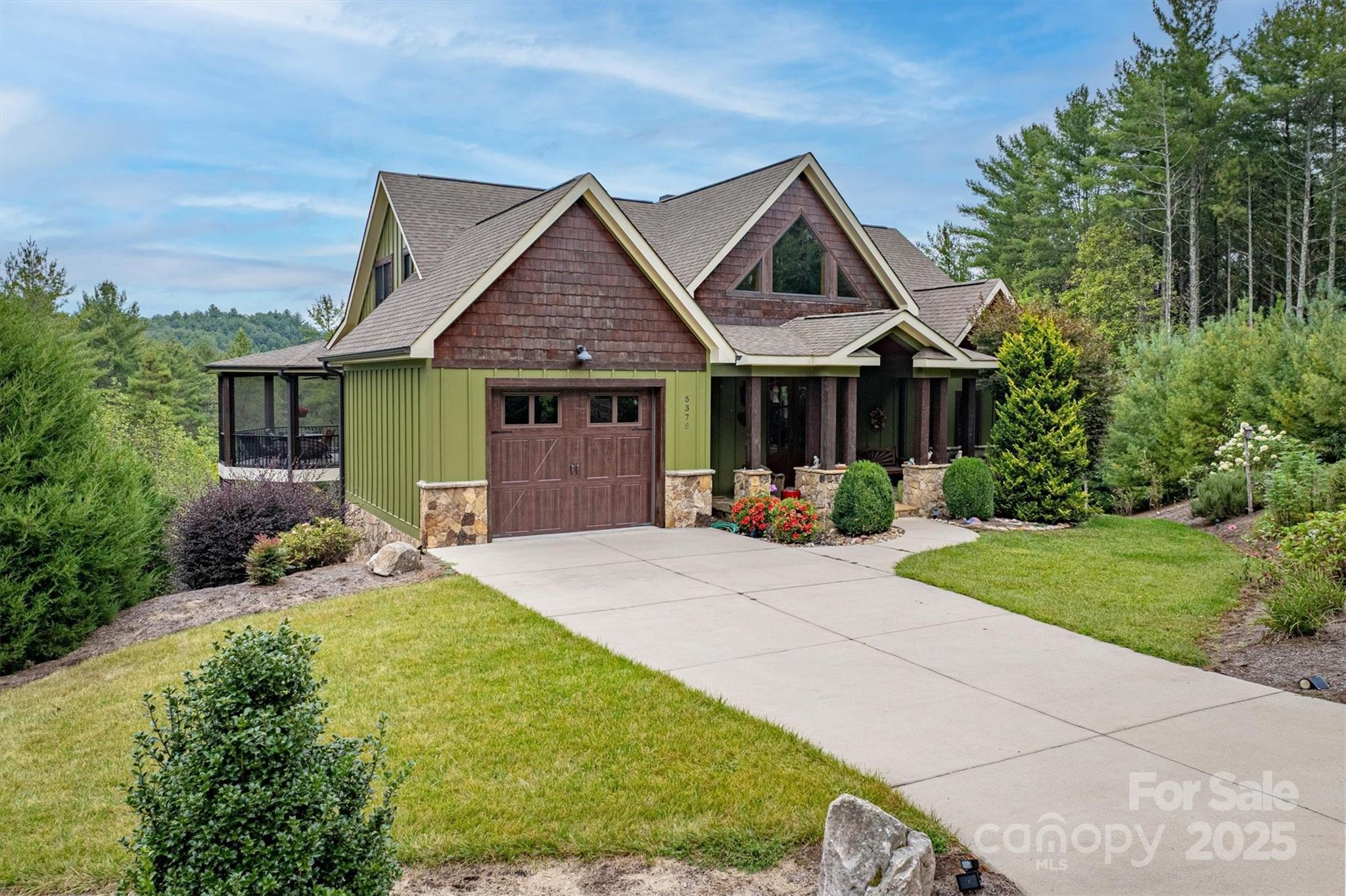 5378 Oak Crest Lane #114/115 — Lenoir