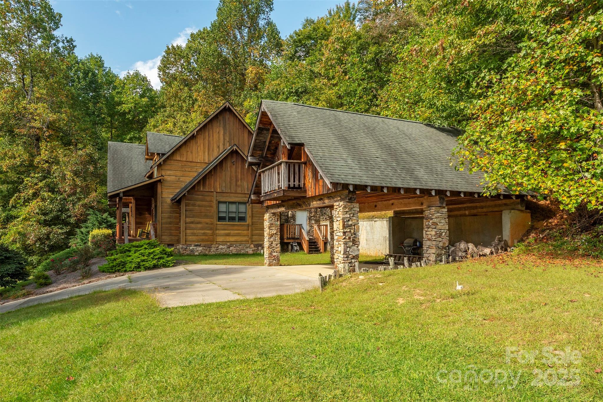 85 Prospectors Trail — Black Mountain