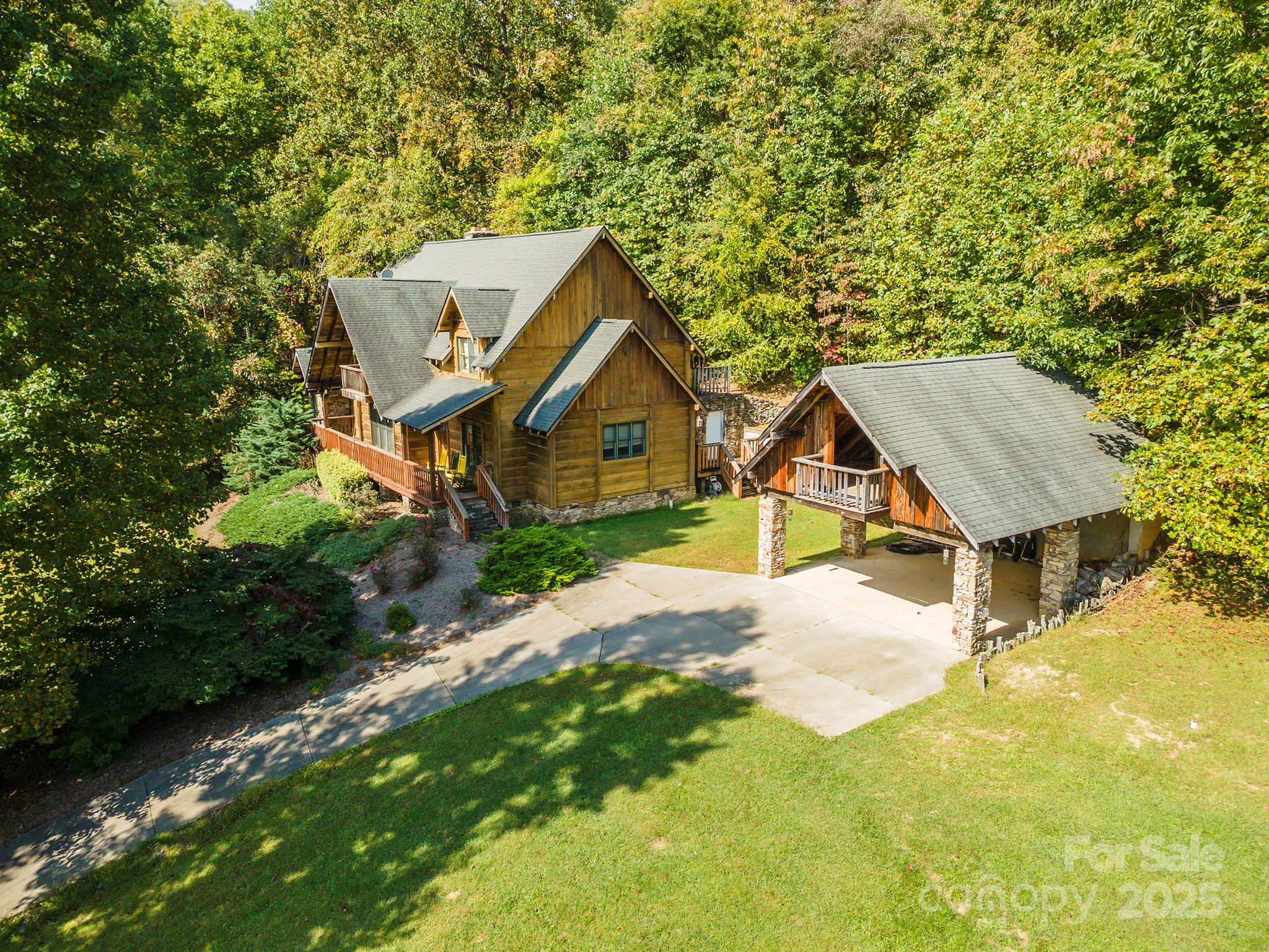 85 Prospectors Trail — Black Mountain