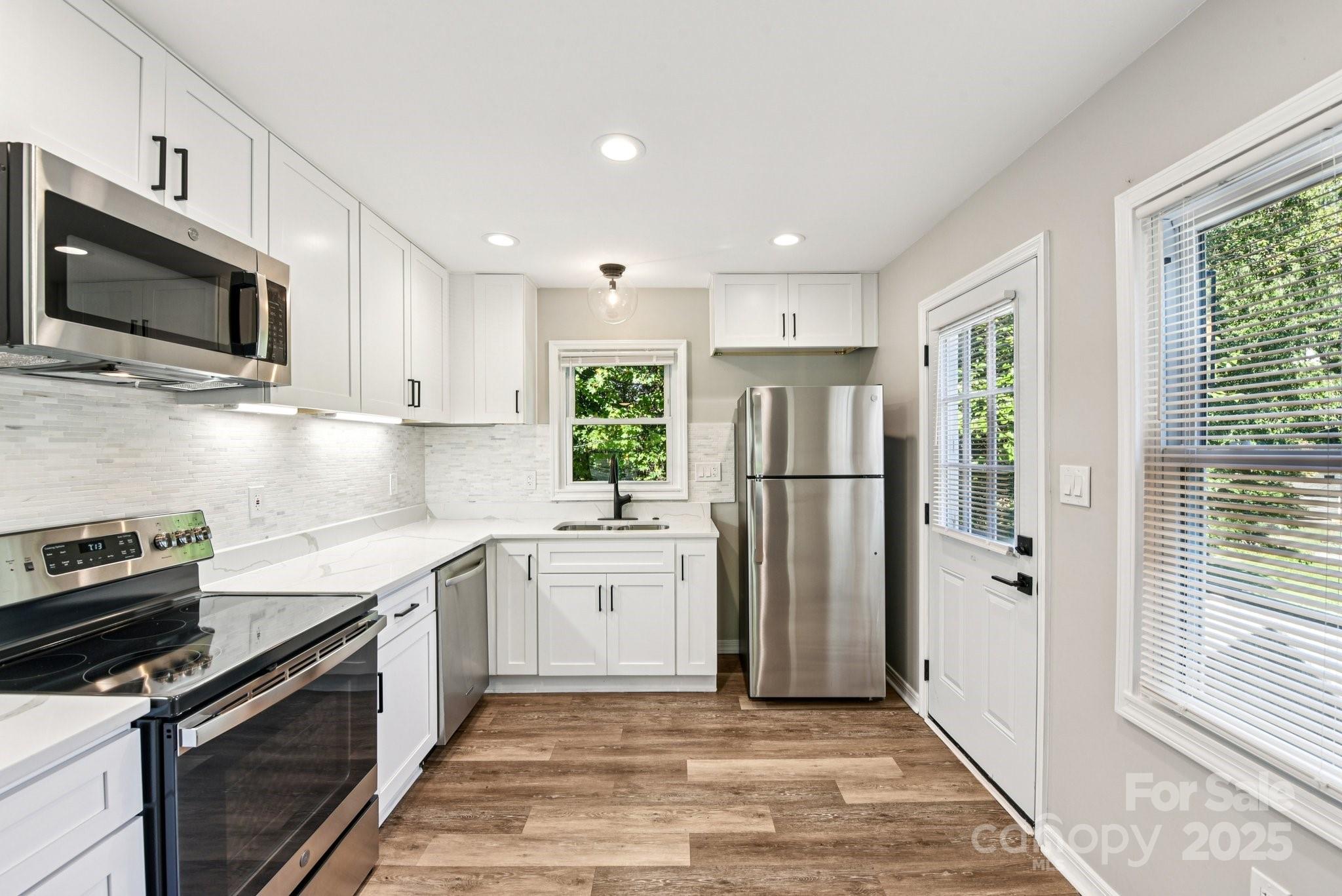3209 Eastwood Drive — Charlotte