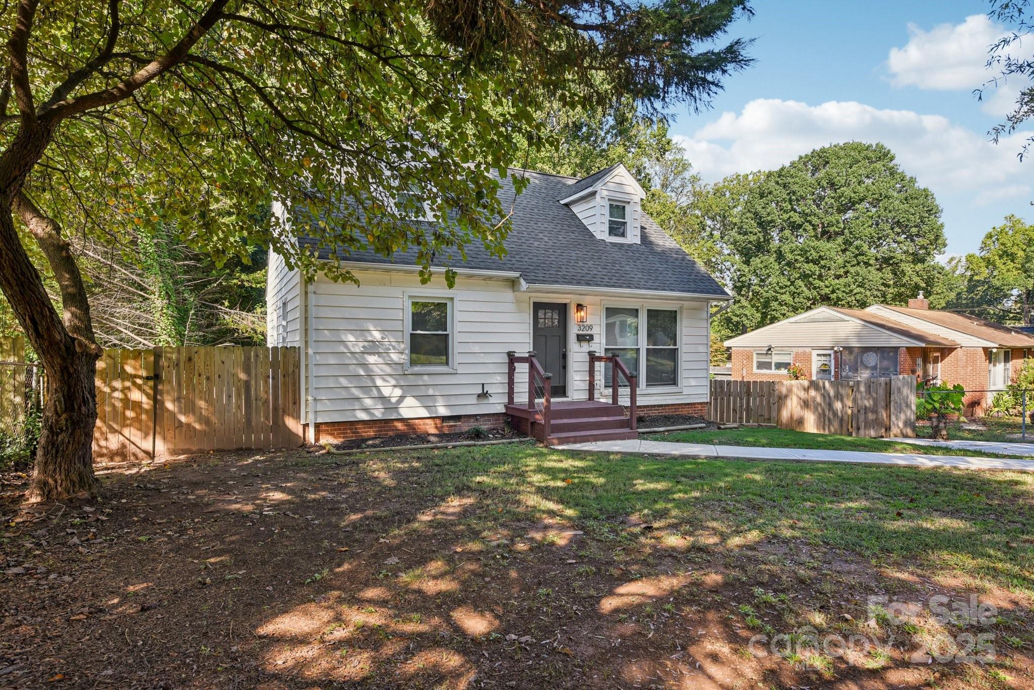 3209 Eastwood Drive — Charlotte