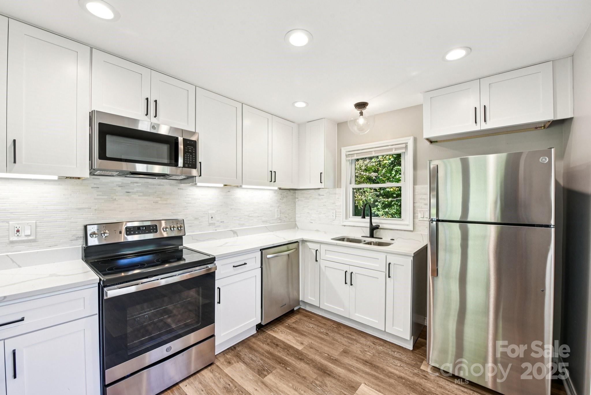 3209 Eastwood Drive — Charlotte