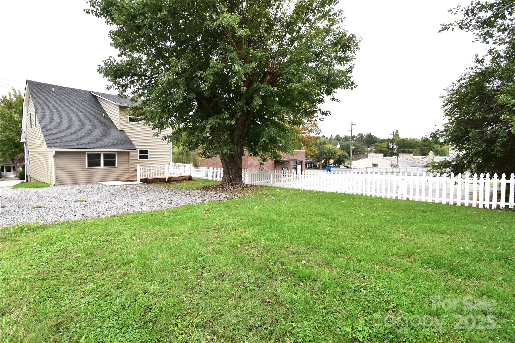 223 N Main Street — Canton
