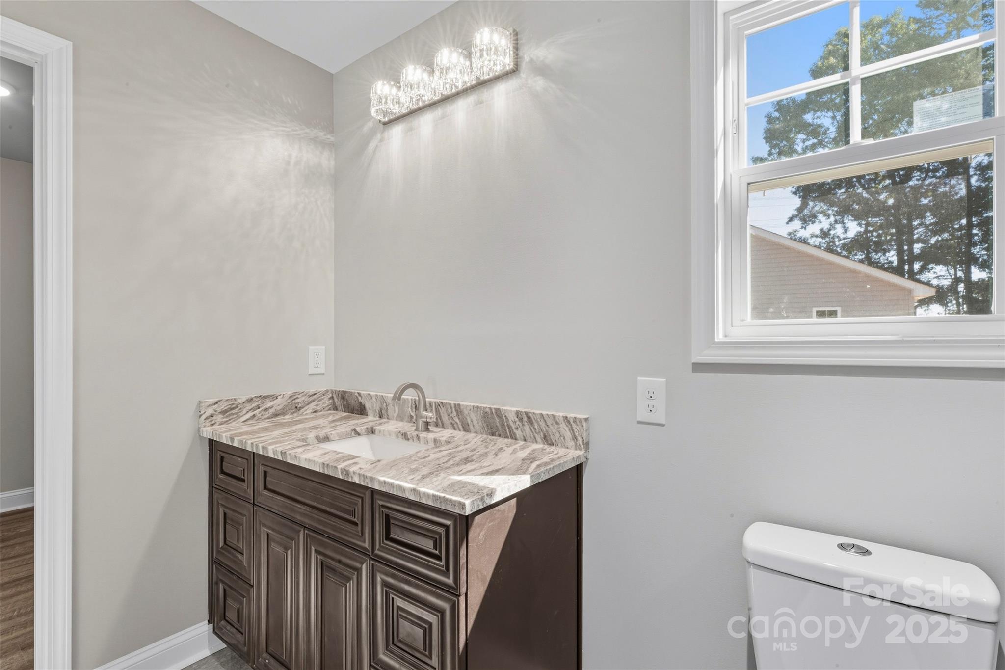 6015 Zoo Parkway — Asheboro