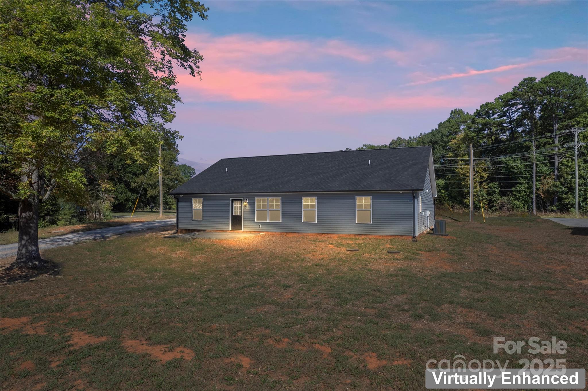 6015 Zoo Parkway — Asheboro