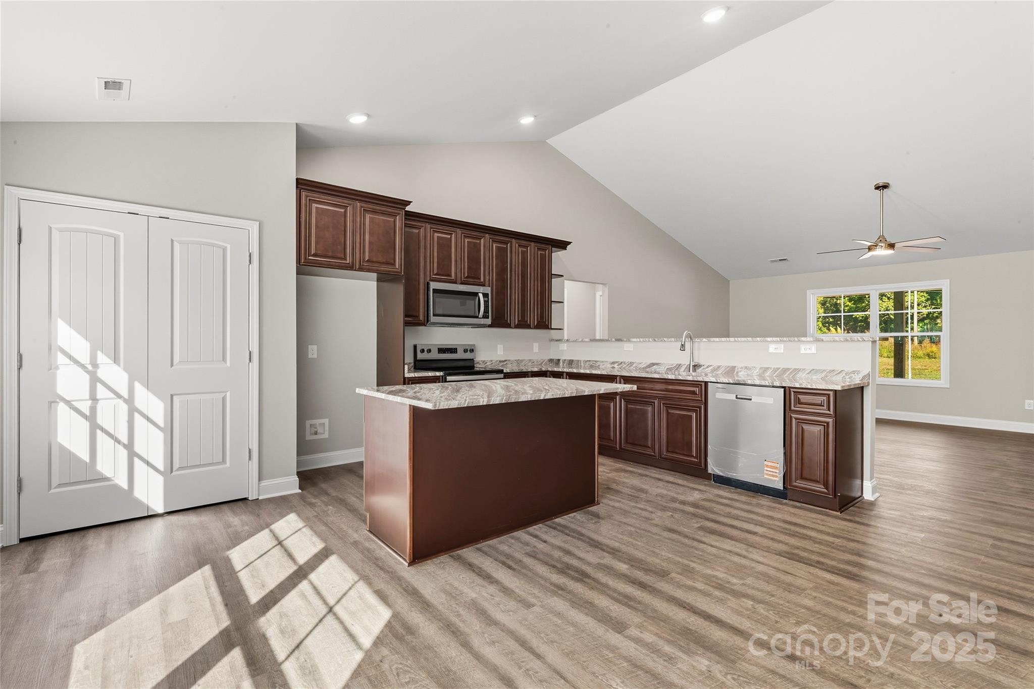 6015 Zoo Parkway — Asheboro