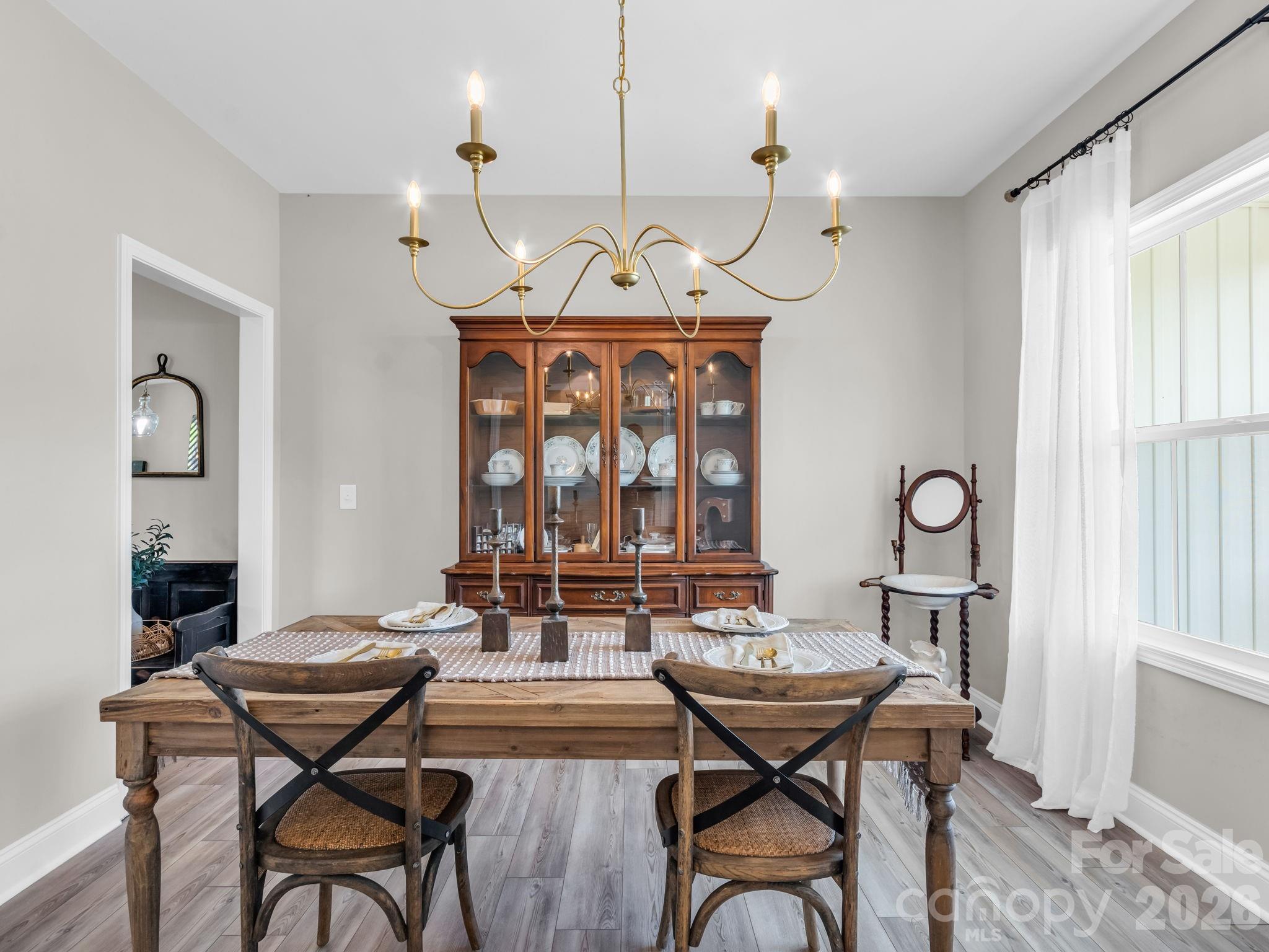 288 Maypole Court — Forest City