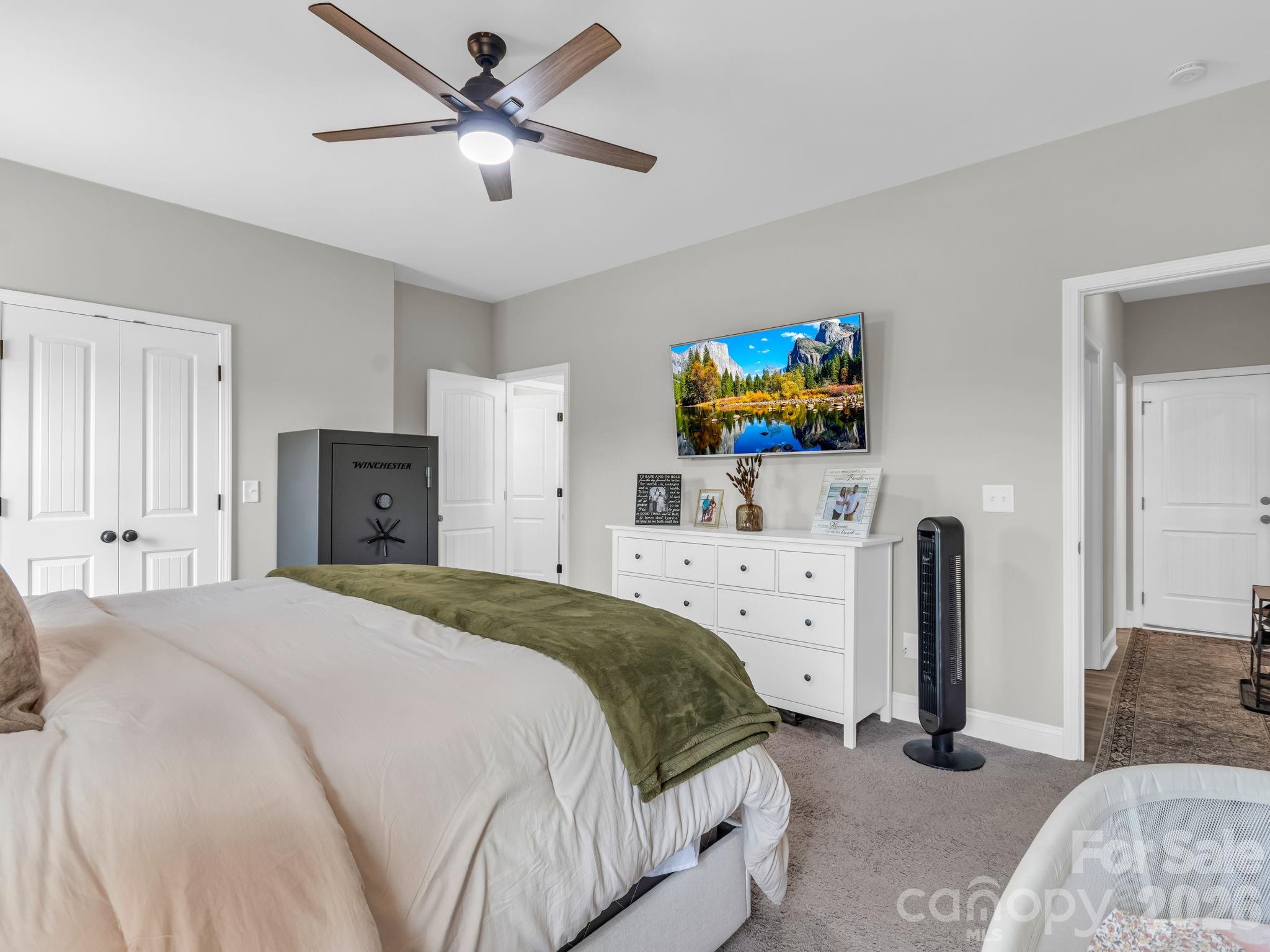 288 Maypole Court — Forest City