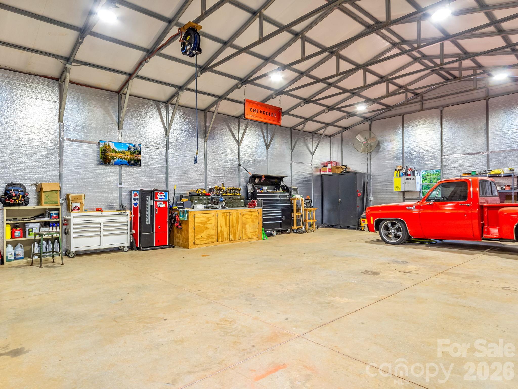288 Maypole Court — Forest City