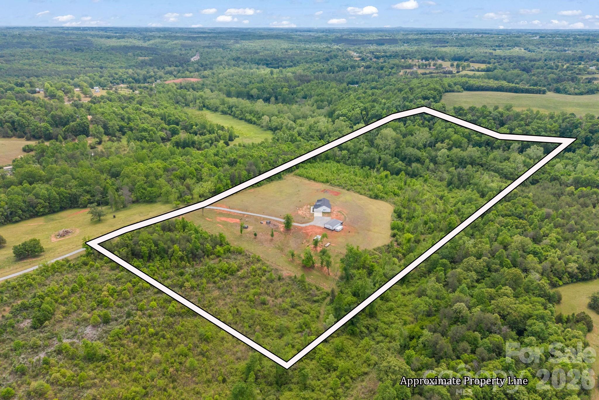 288 Maypole Court — Forest City