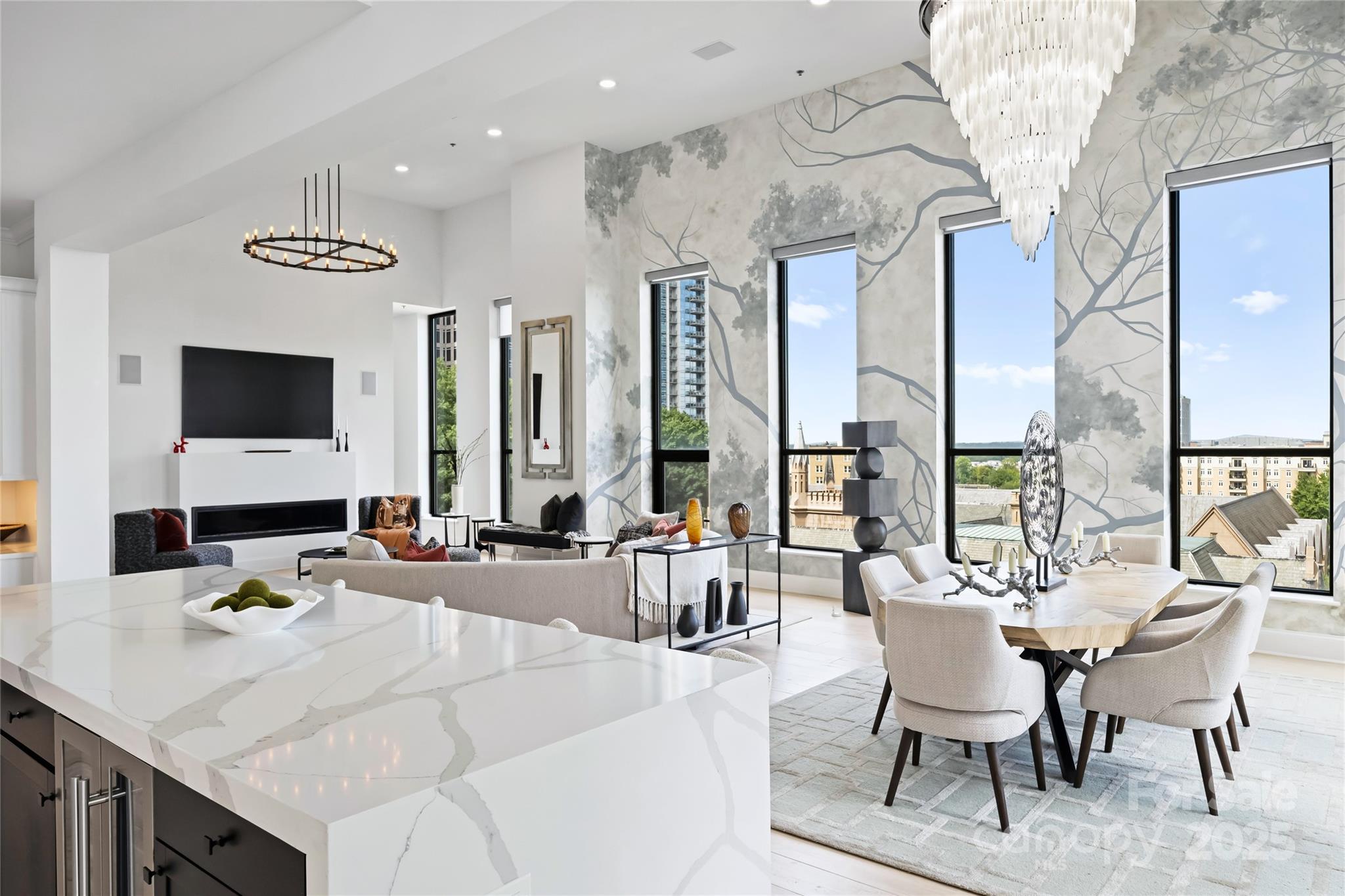 127 N Tryon Street #615 — Charlotte