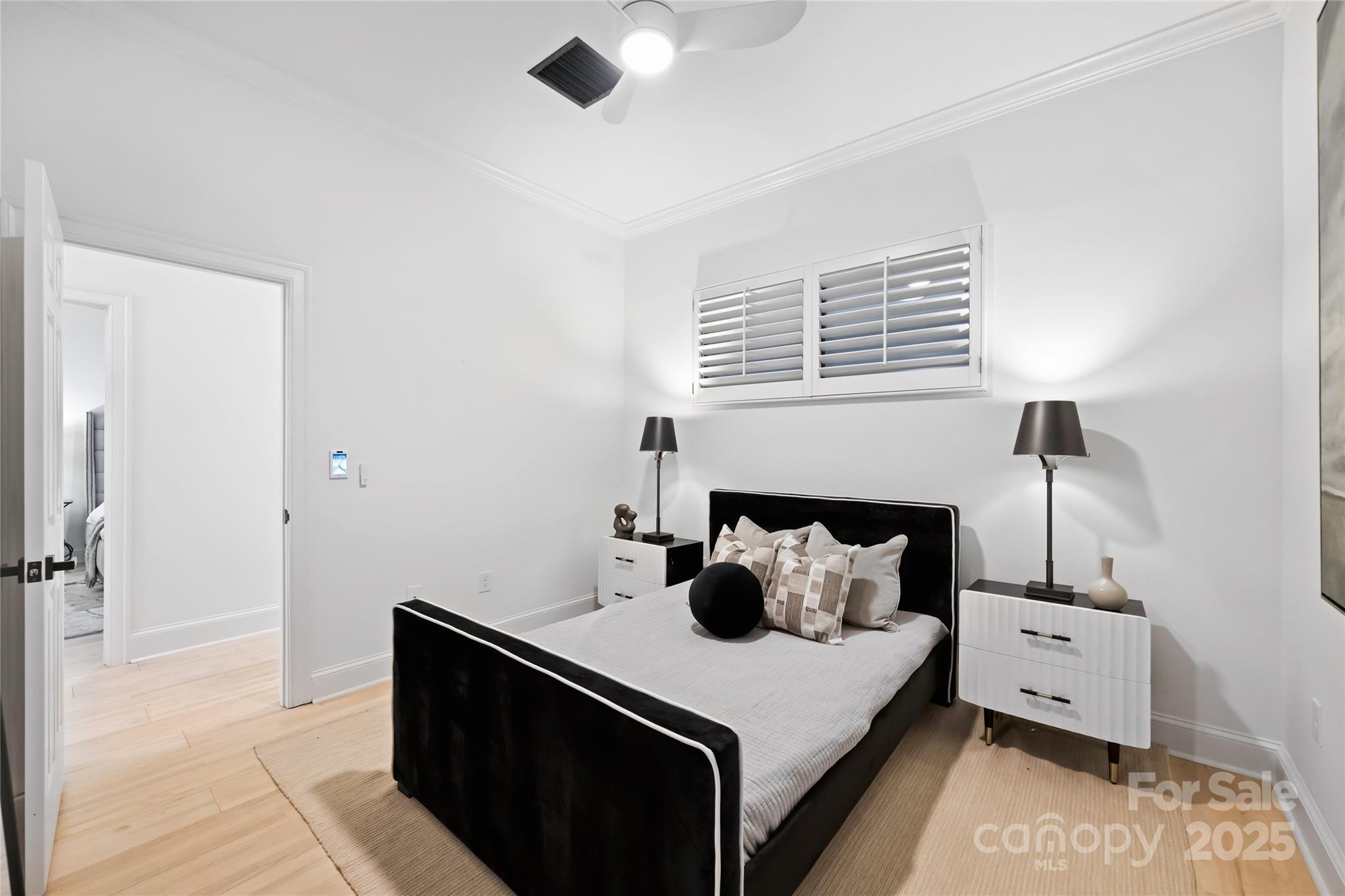 127 N Tryon Street #615 — Charlotte