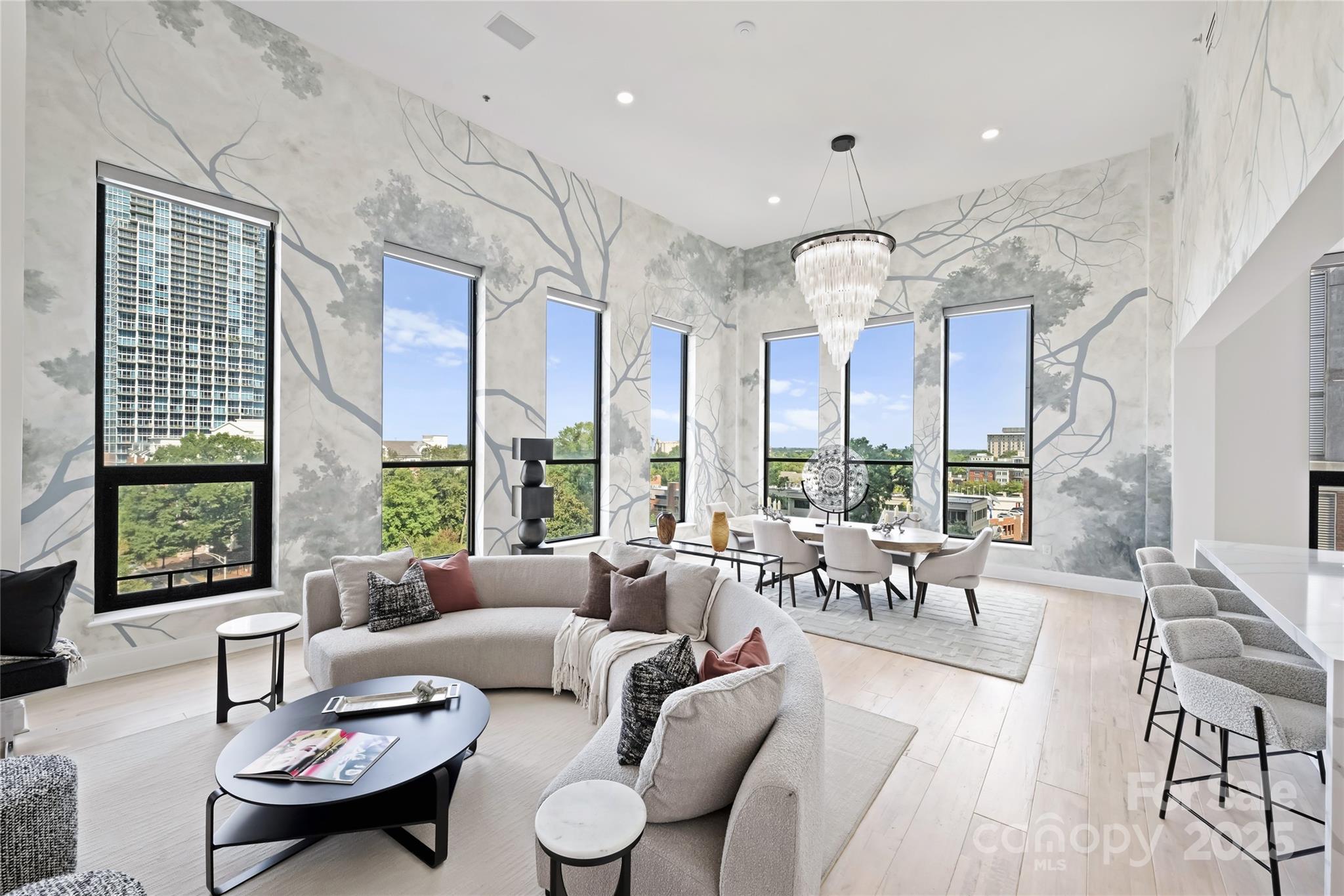 127 N Tryon Street #615 — Charlotte