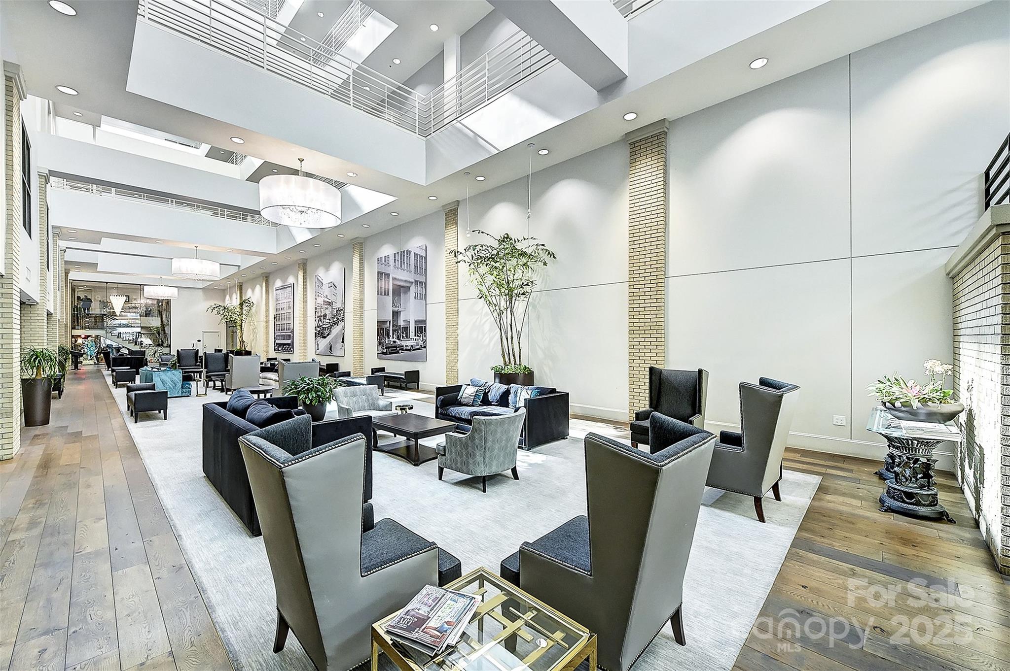 127 N Tryon Street #615 — Charlotte