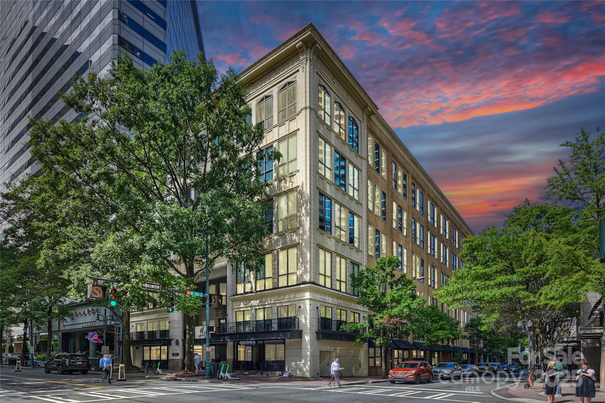 127 N Tryon Street #615 — Charlotte