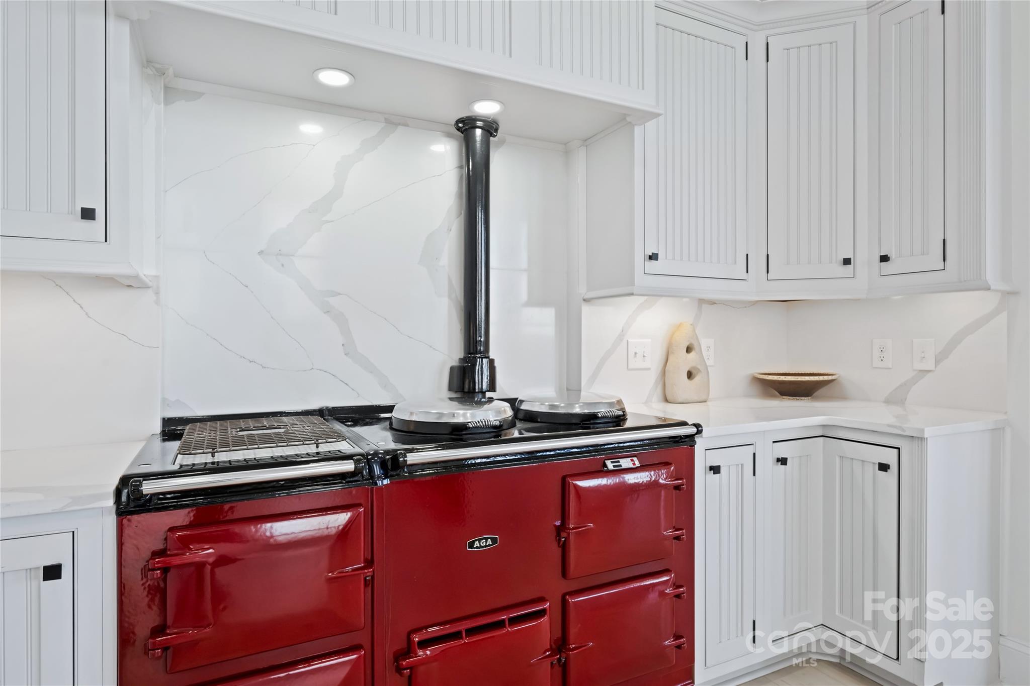 127 N Tryon Street #615 — Charlotte