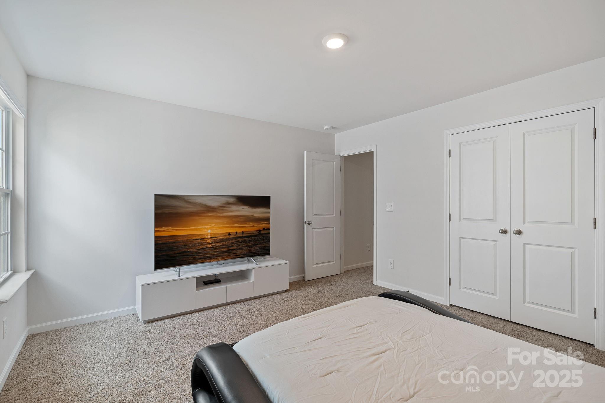 136 Sequoia Forest Drive — Mooresville