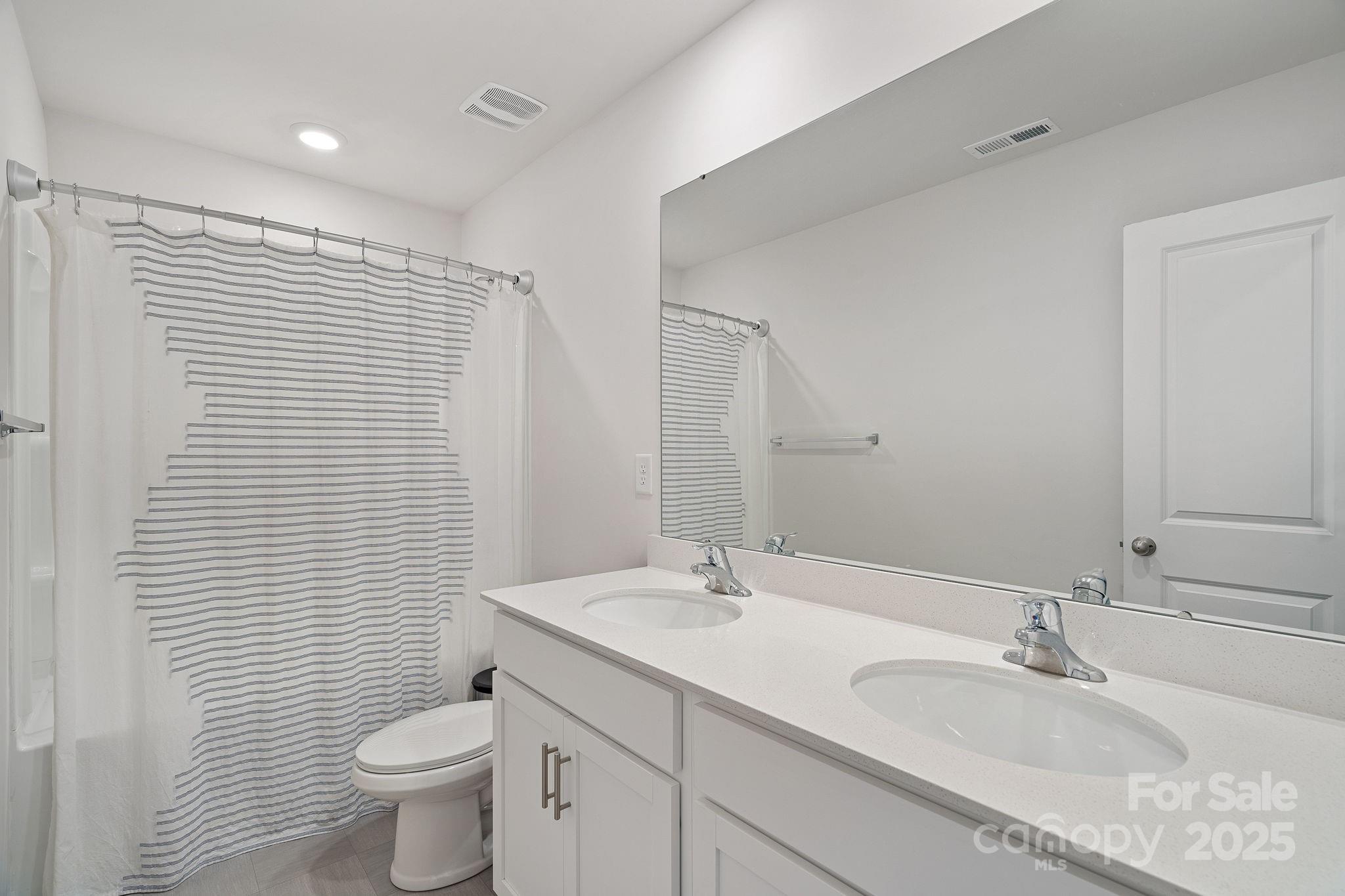 136 Sequoia Forest Drive — Mooresville