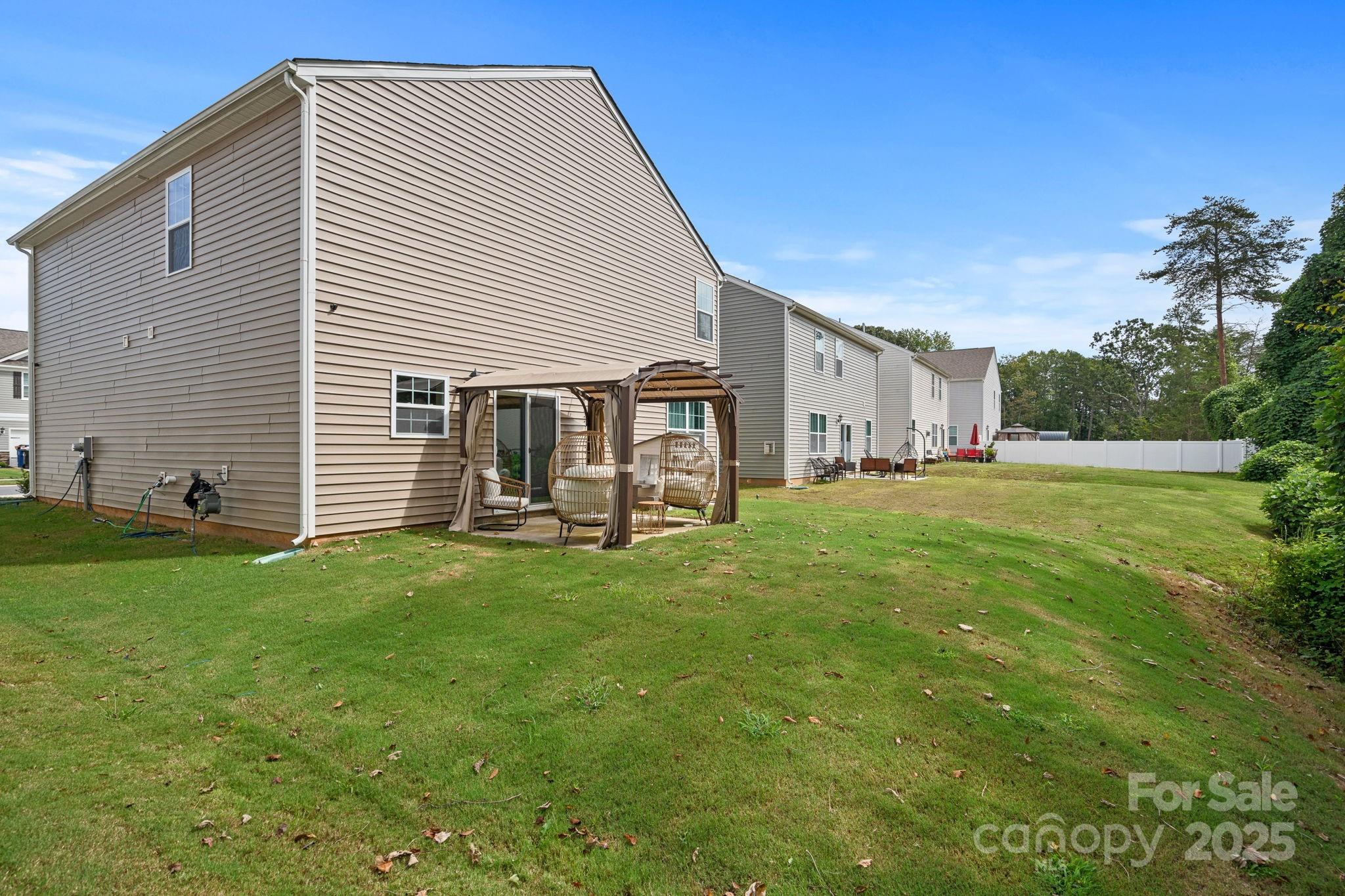 136 Sequoia Forest Drive — Mooresville