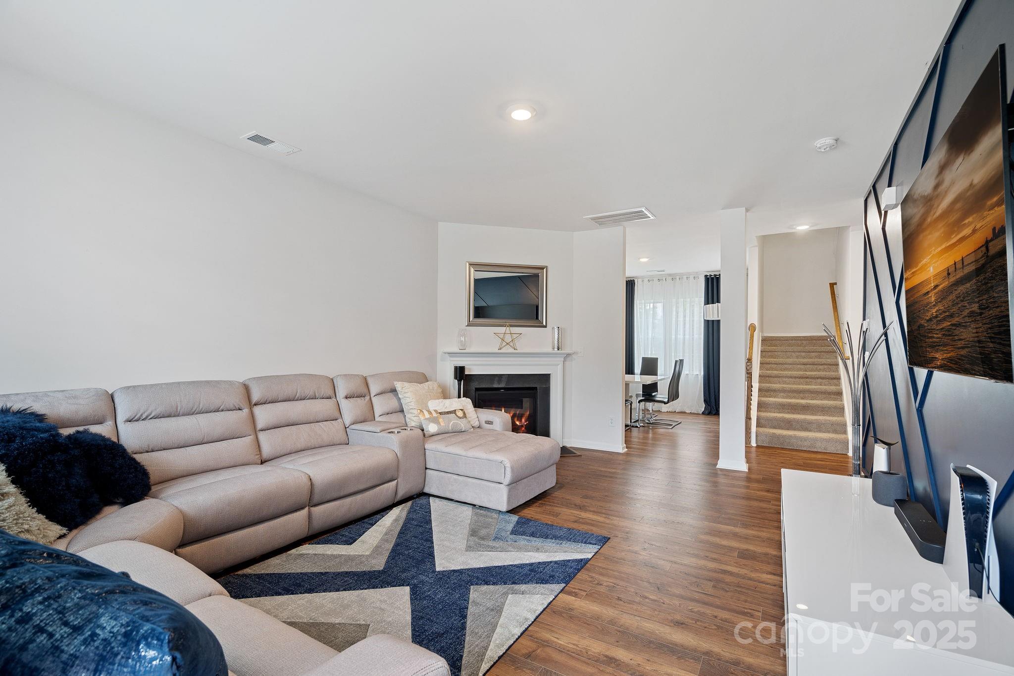 136 Sequoia Forest Drive — Mooresville