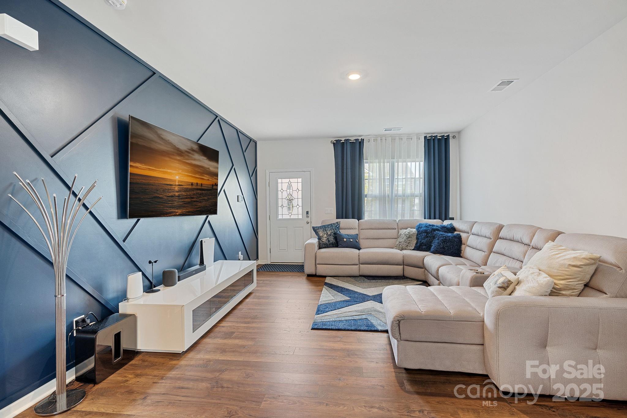 136 Sequoia Forest Drive — Mooresville