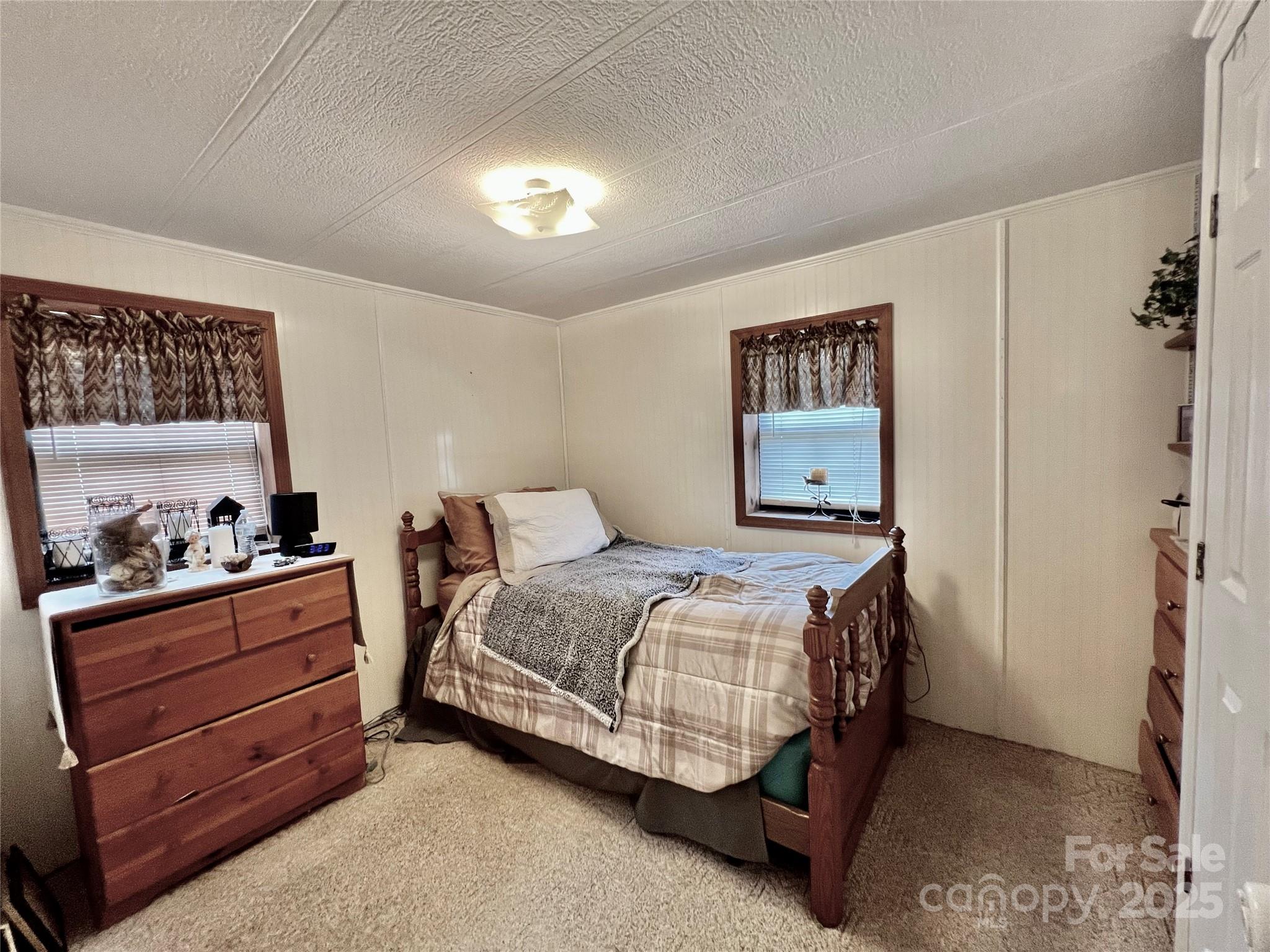 572 Mosteller Drive — Lancaster