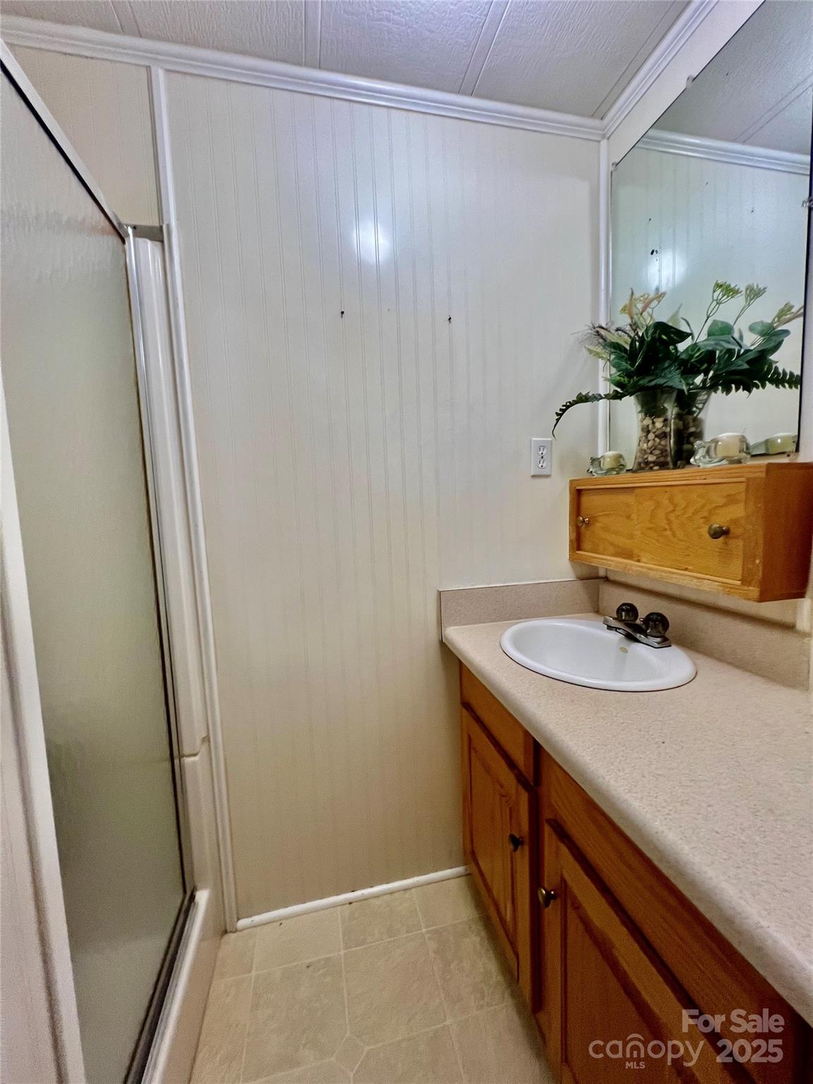572 Mosteller Drive — Lancaster