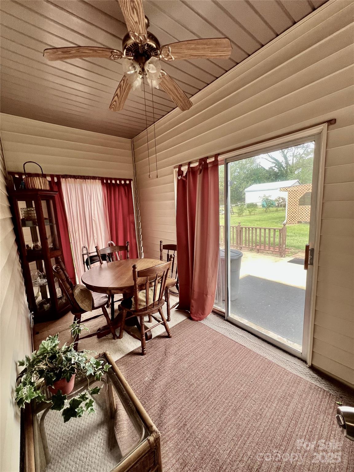 572 Mosteller Drive — Lancaster