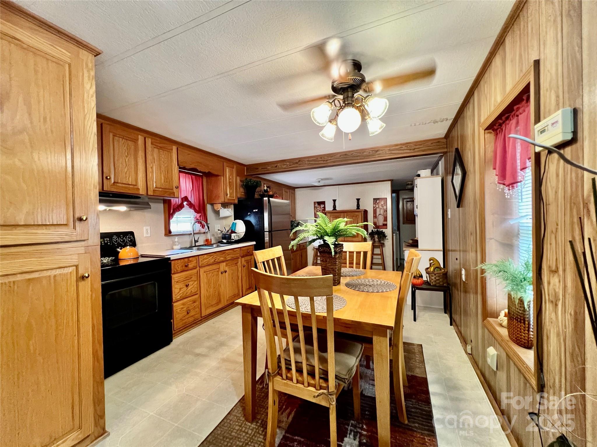 572 Mosteller Drive — Lancaster