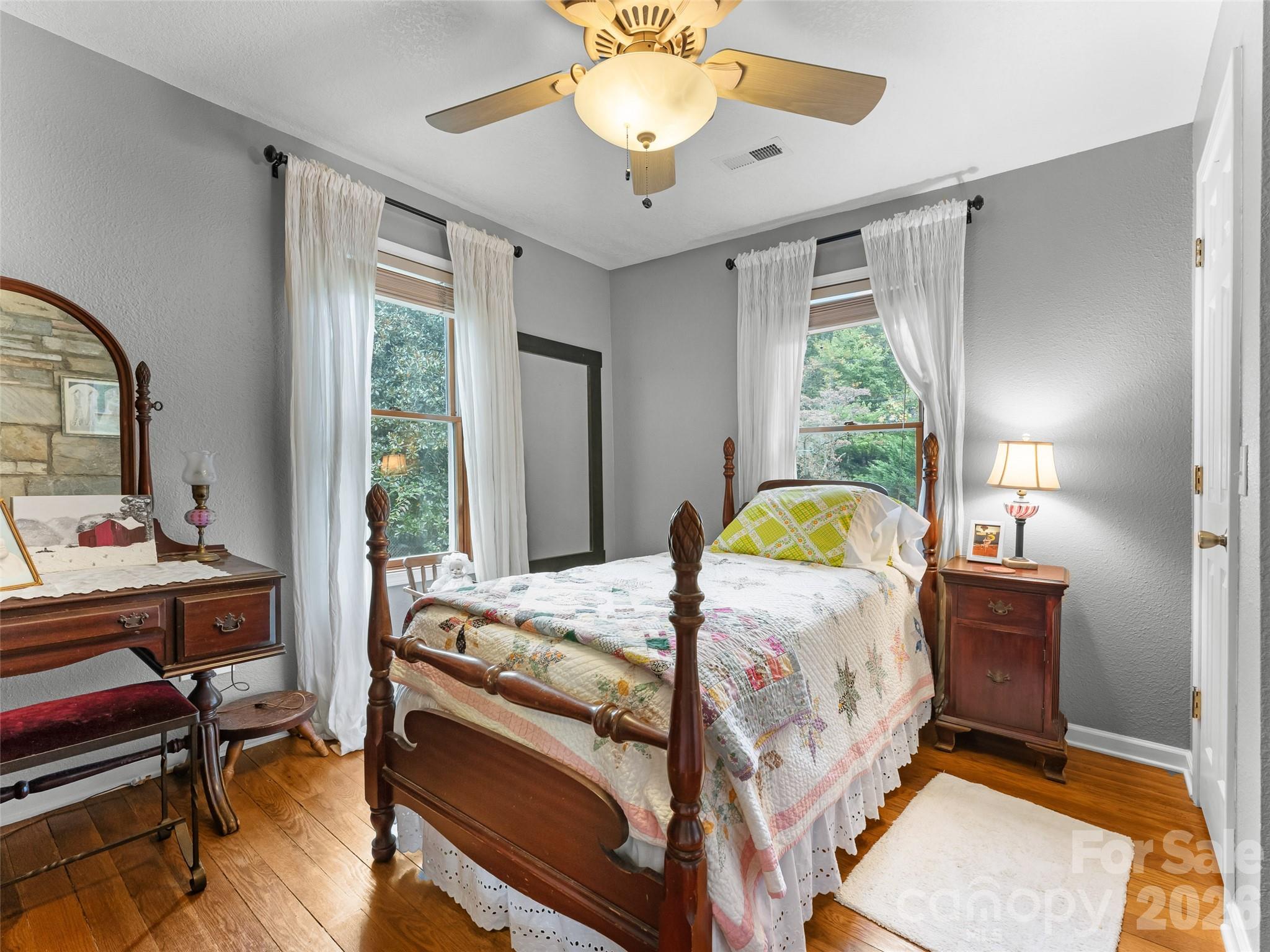 645 W Fork Creek Road — Saluda