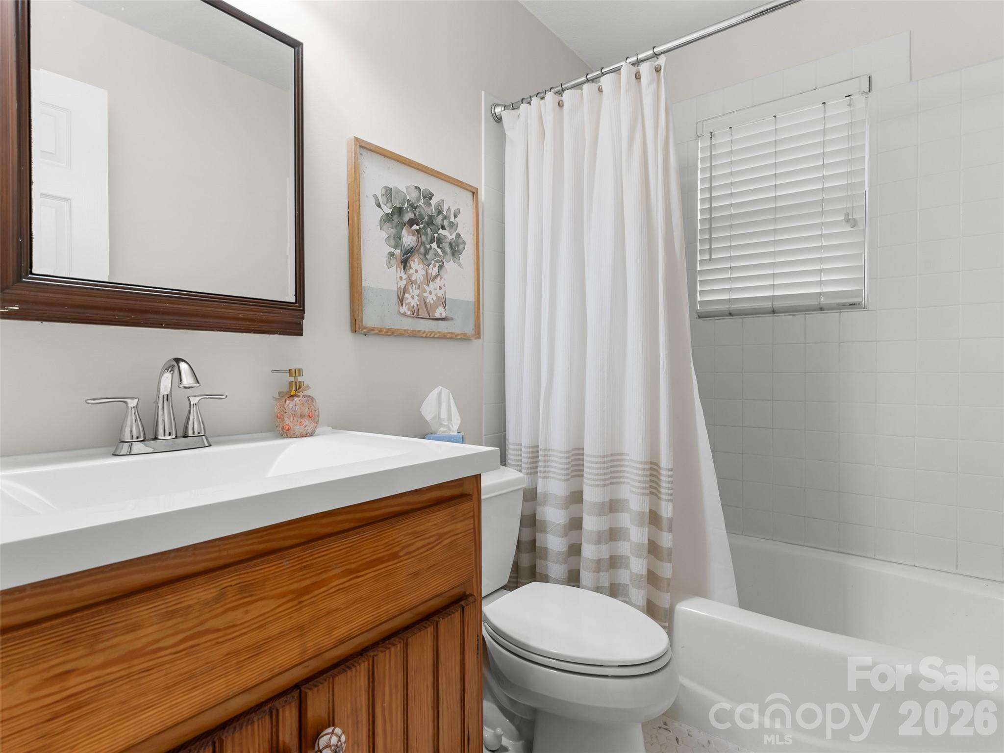 645 W Fork Creek Road — Saluda