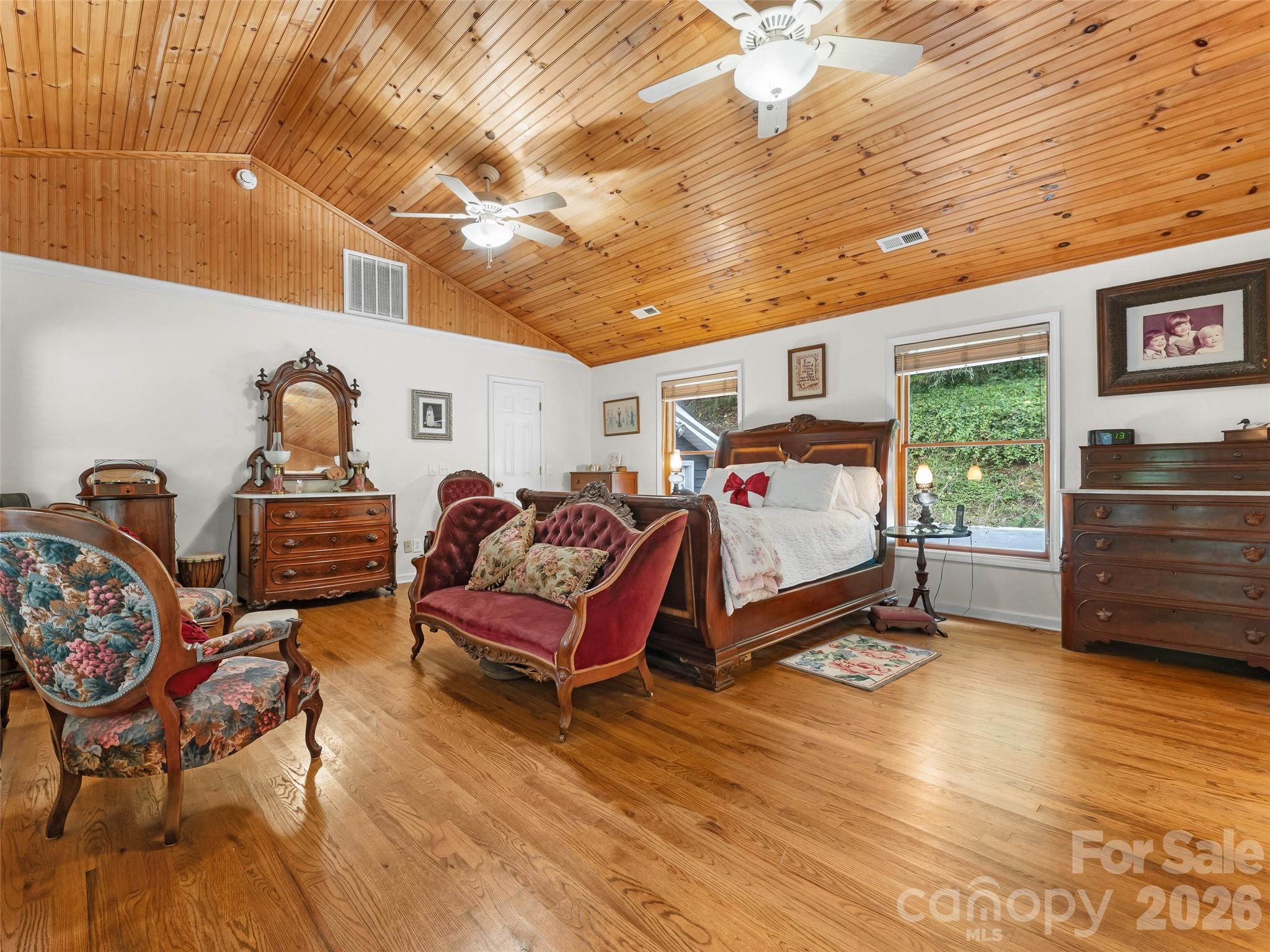 645 W Fork Creek Road — Saluda