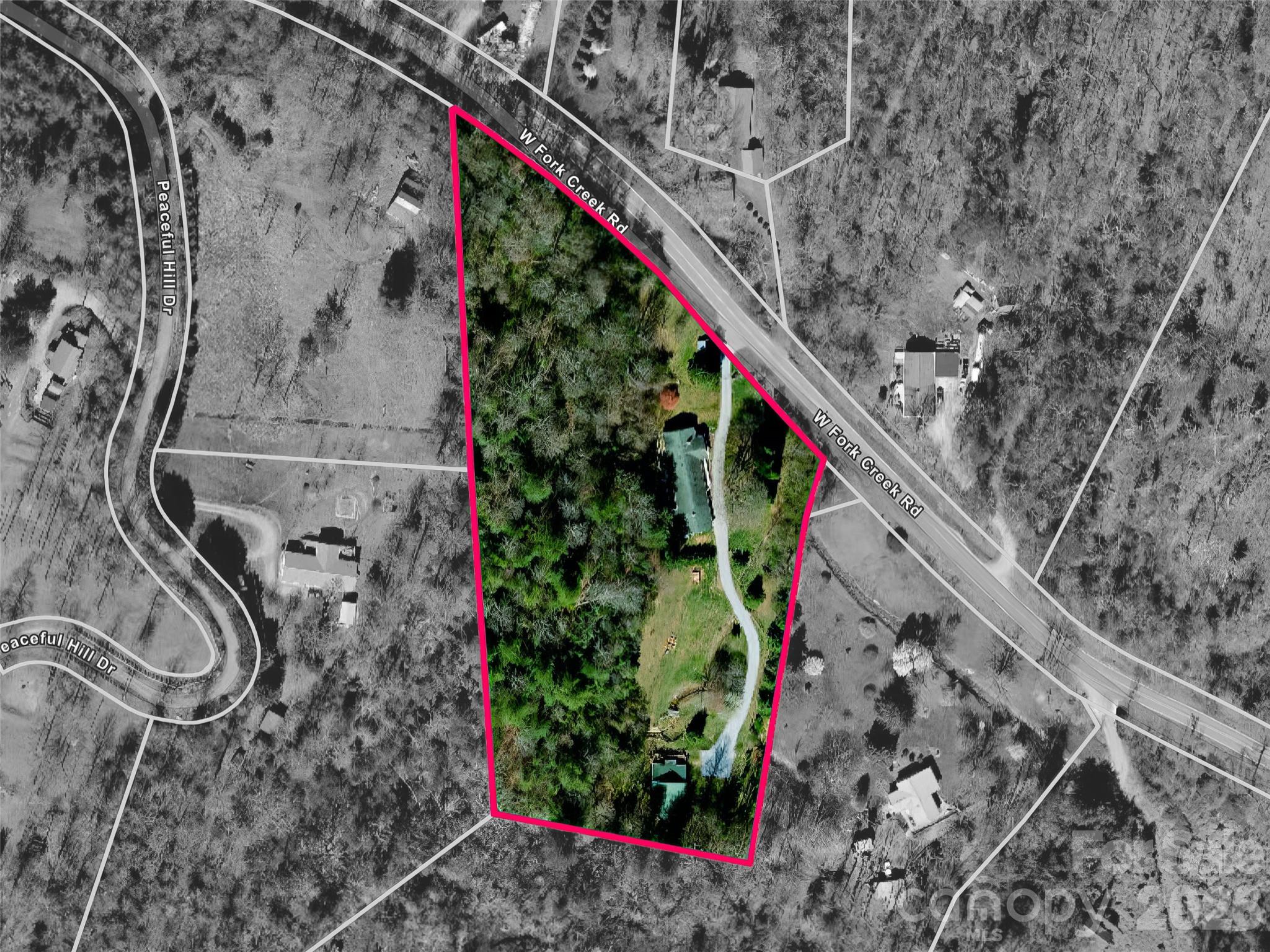 645 W Fork Creek Road — Saluda