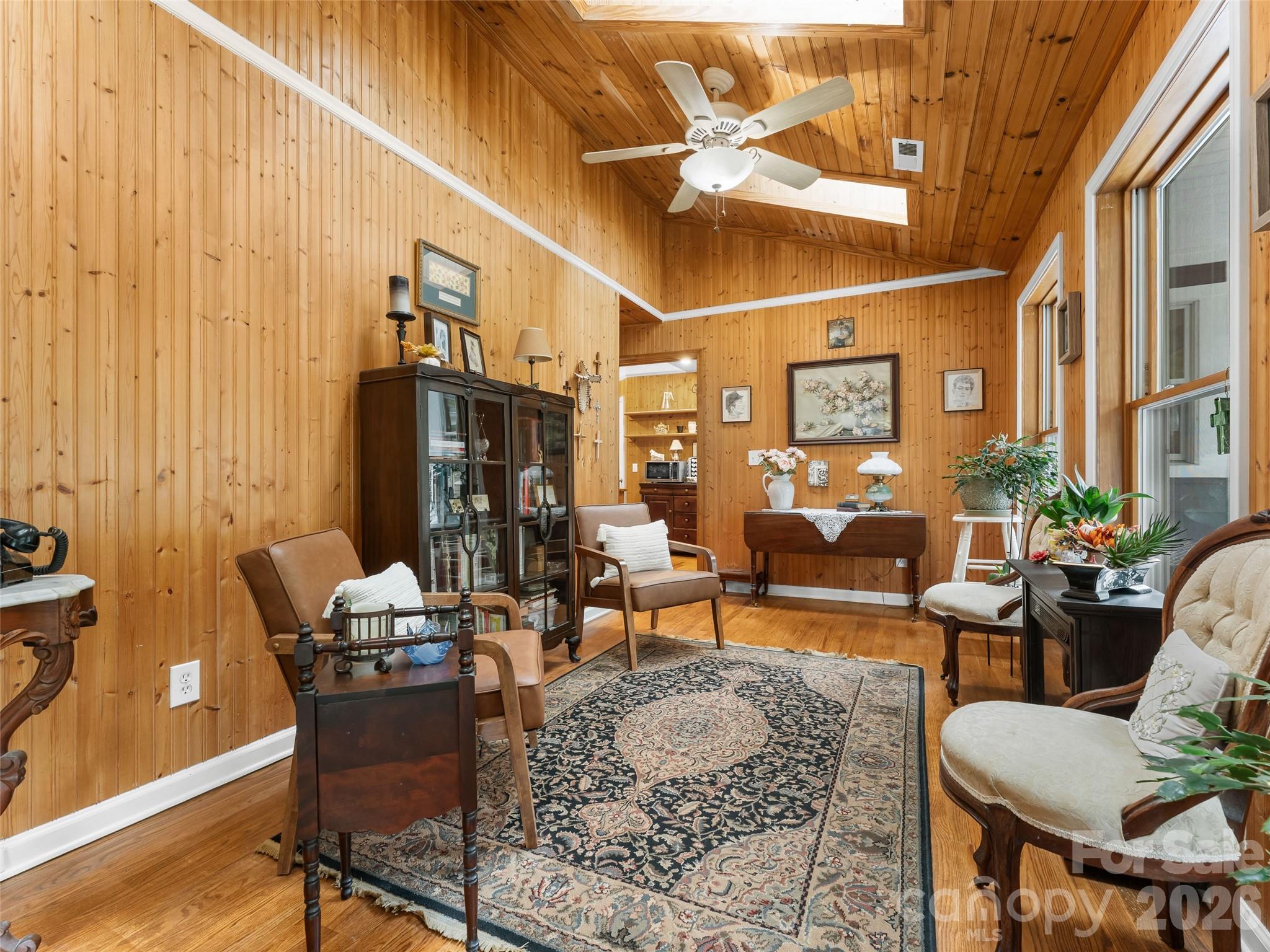645 W Fork Creek Road — Saluda