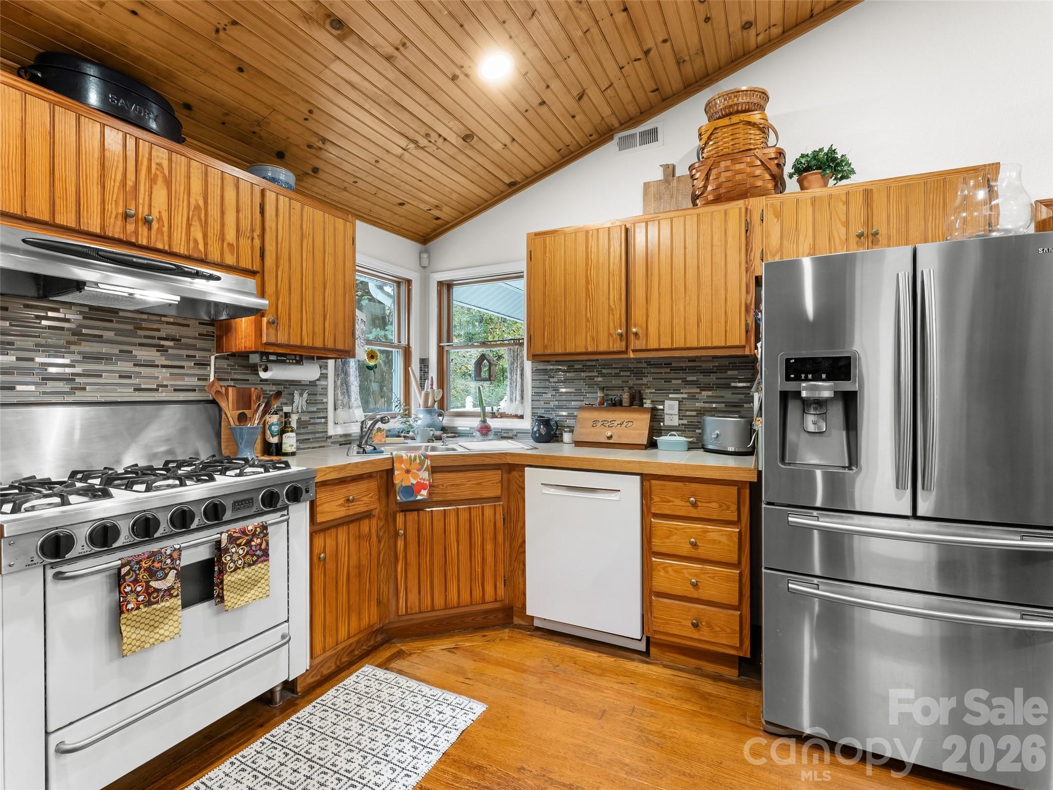 645 W Fork Creek Road — Saluda