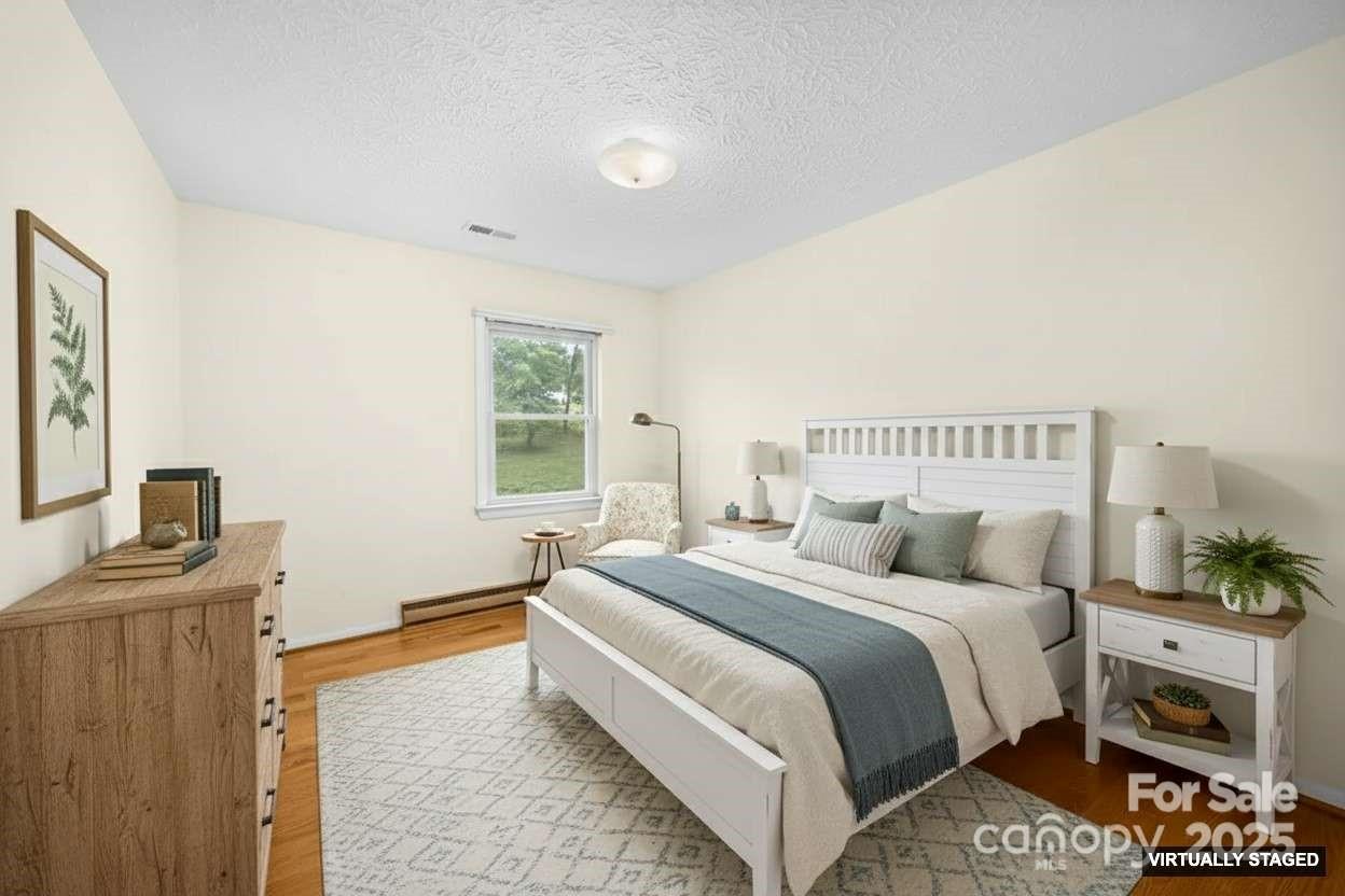 25 Mezzo Cove — Asheville