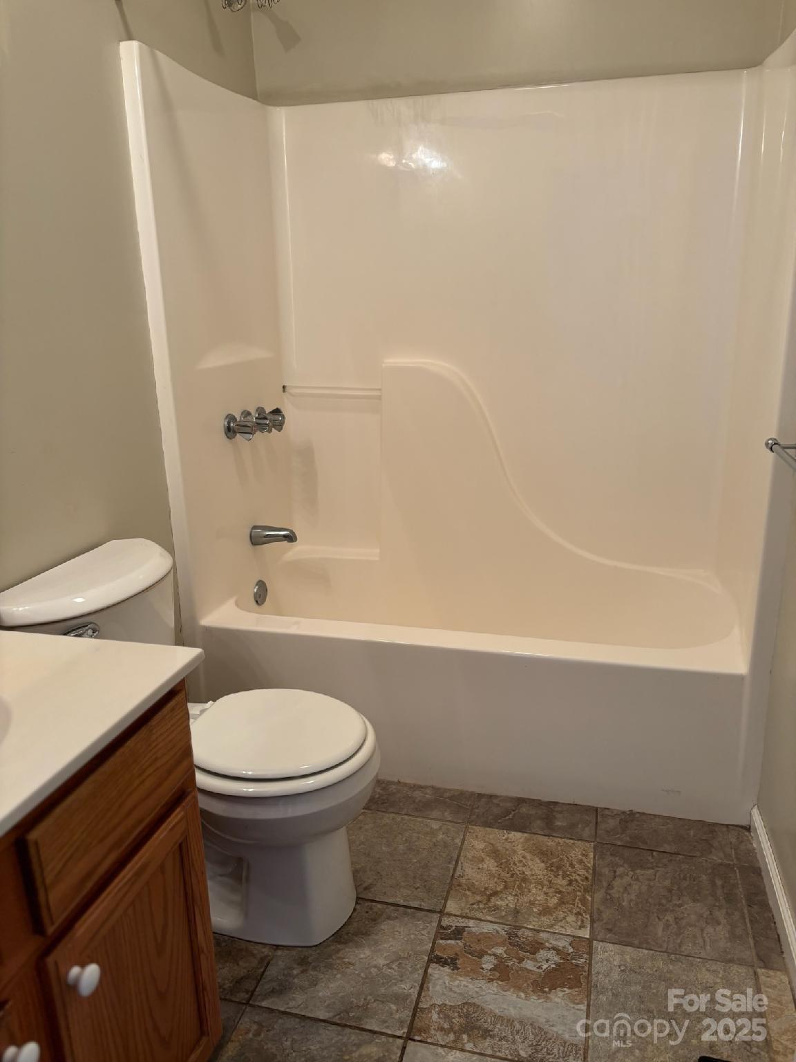 493 Spring Hill Road — Bakersville