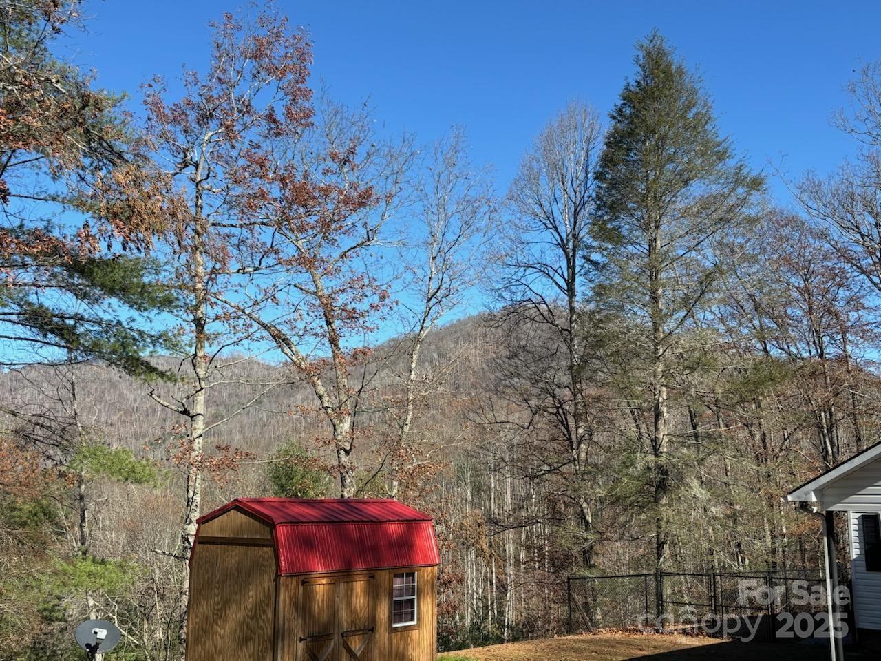493 Spring Hill Road — Bakersville