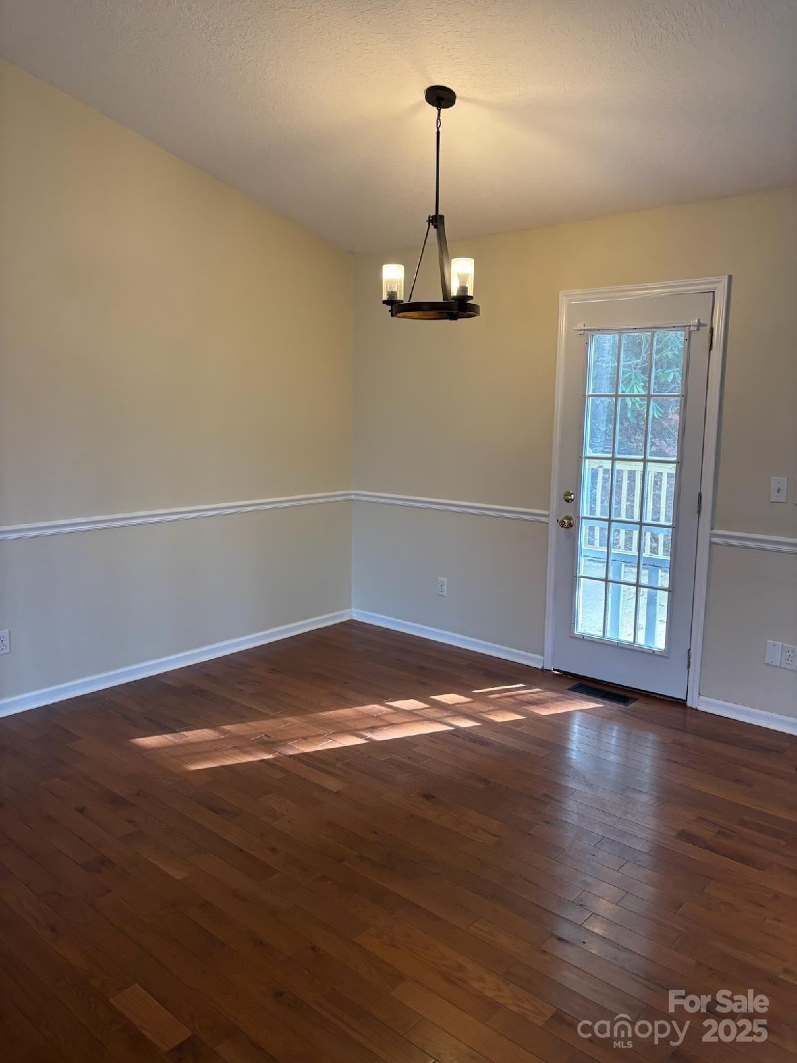 493 Spring Hill Road — Bakersville