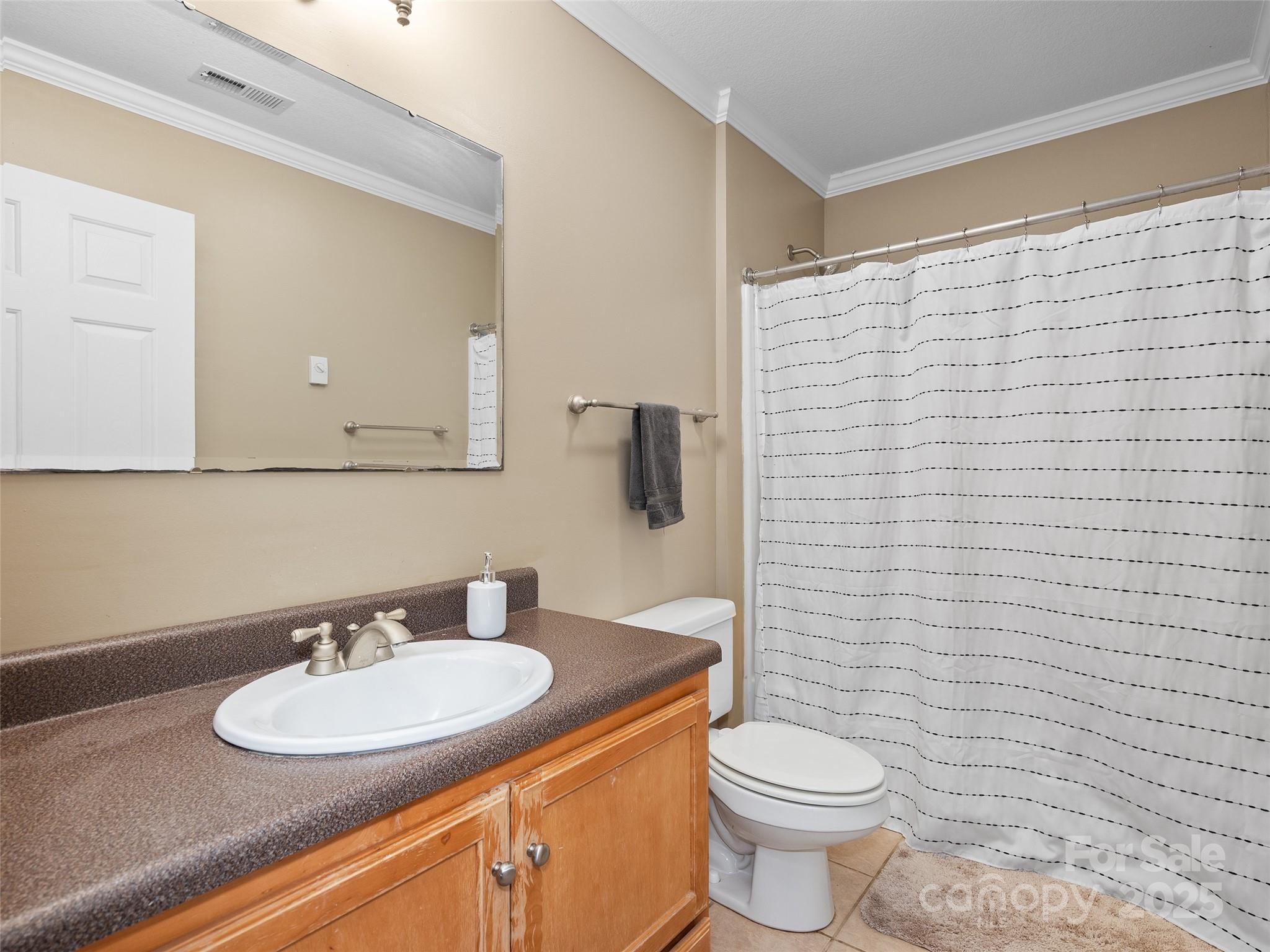 1231 Grandeur Heights — Clyde