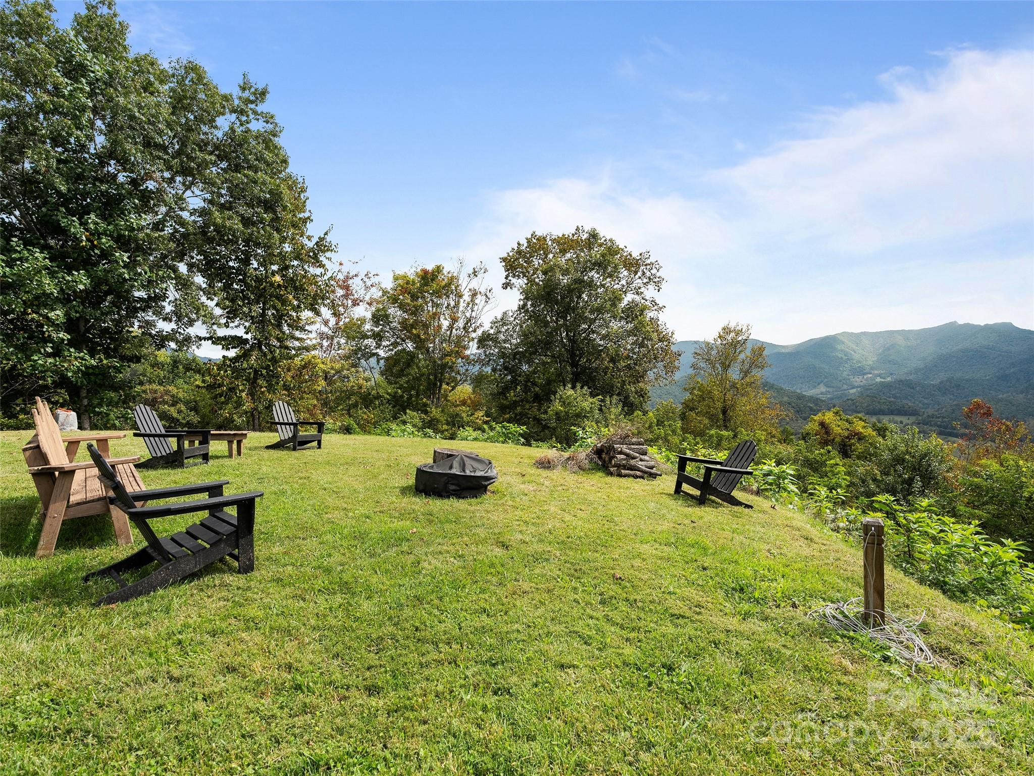 1231 Grandeur Heights — Clyde