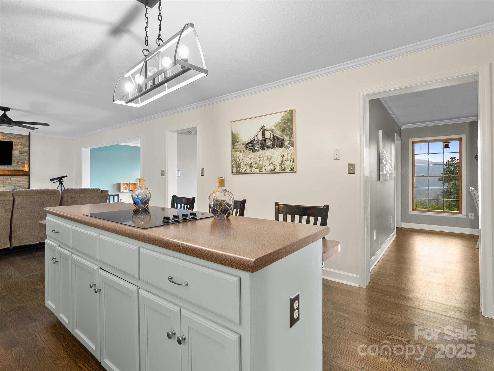 1231 Grandeur Heights — Clyde