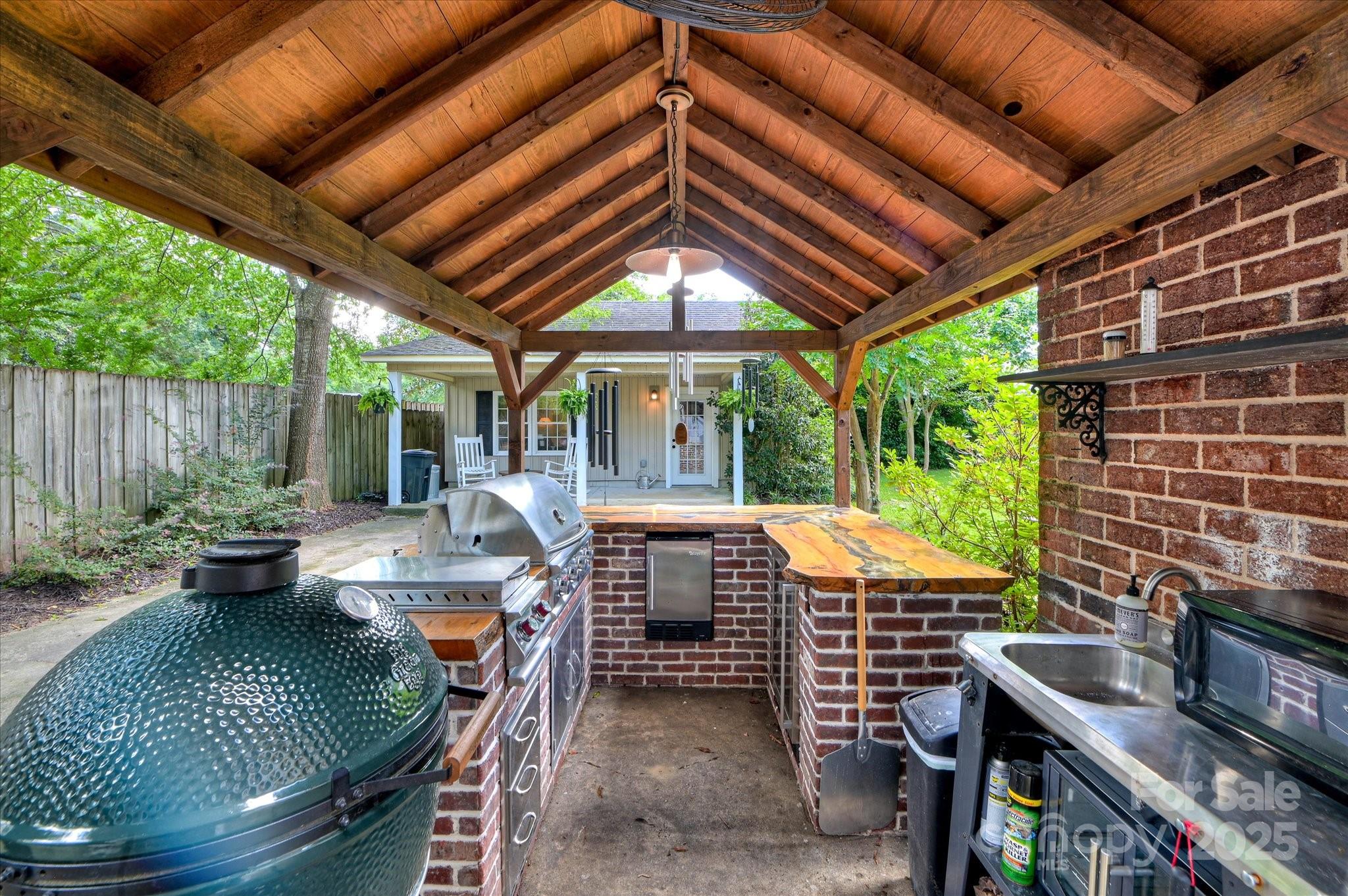 215 Barnard Avenue SE — Aiken