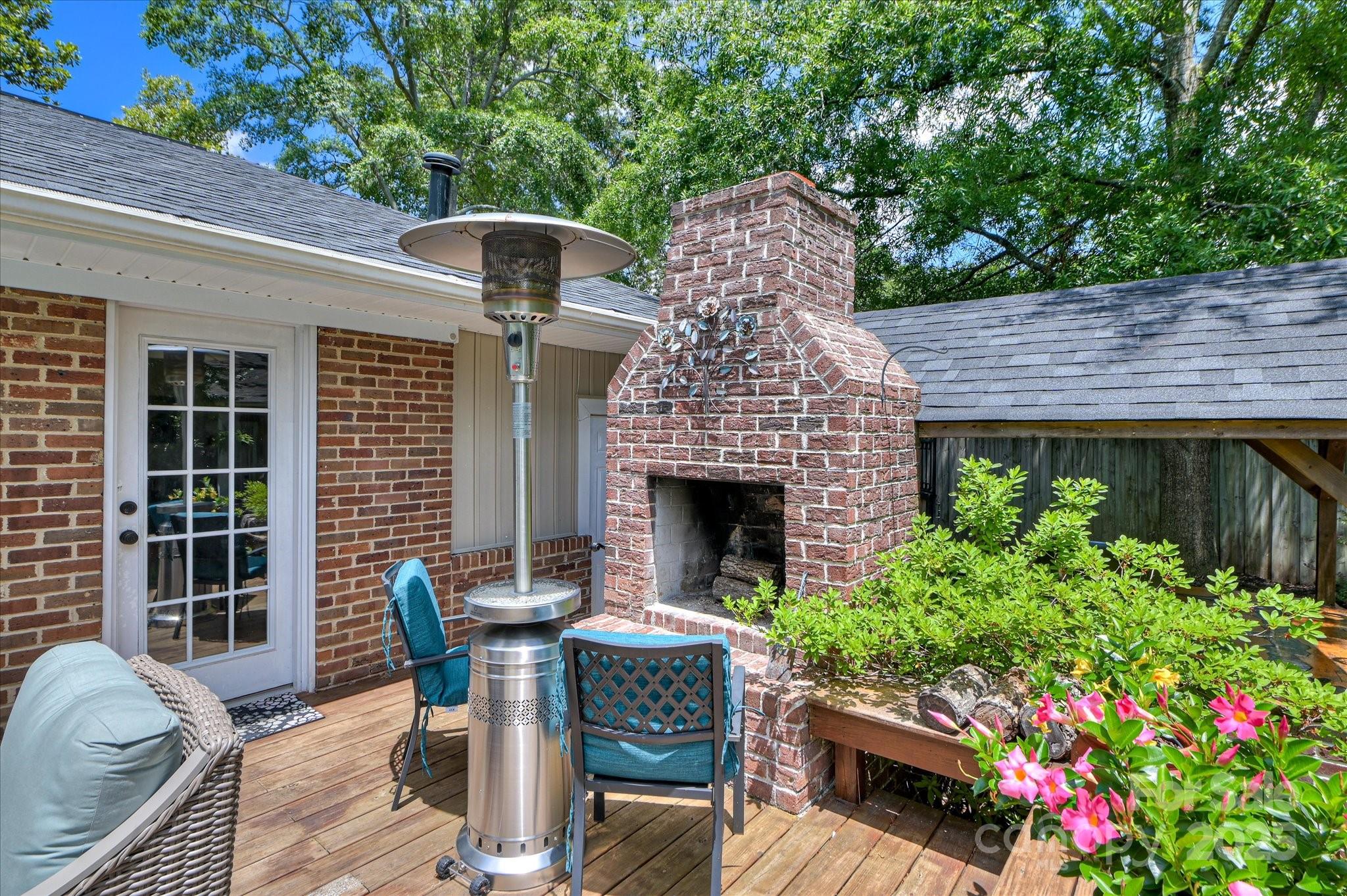 215 Barnard Avenue SE — Aiken