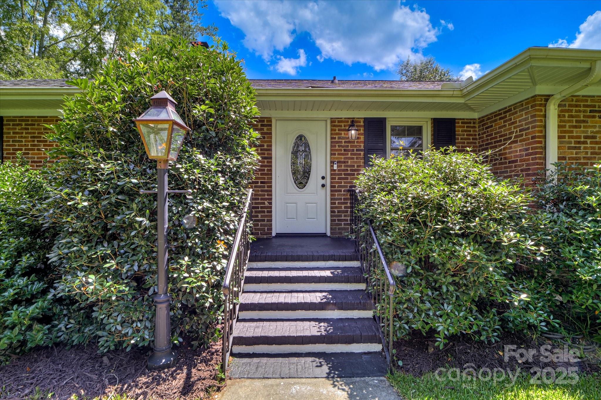 215 Barnard Avenue SE — Aiken