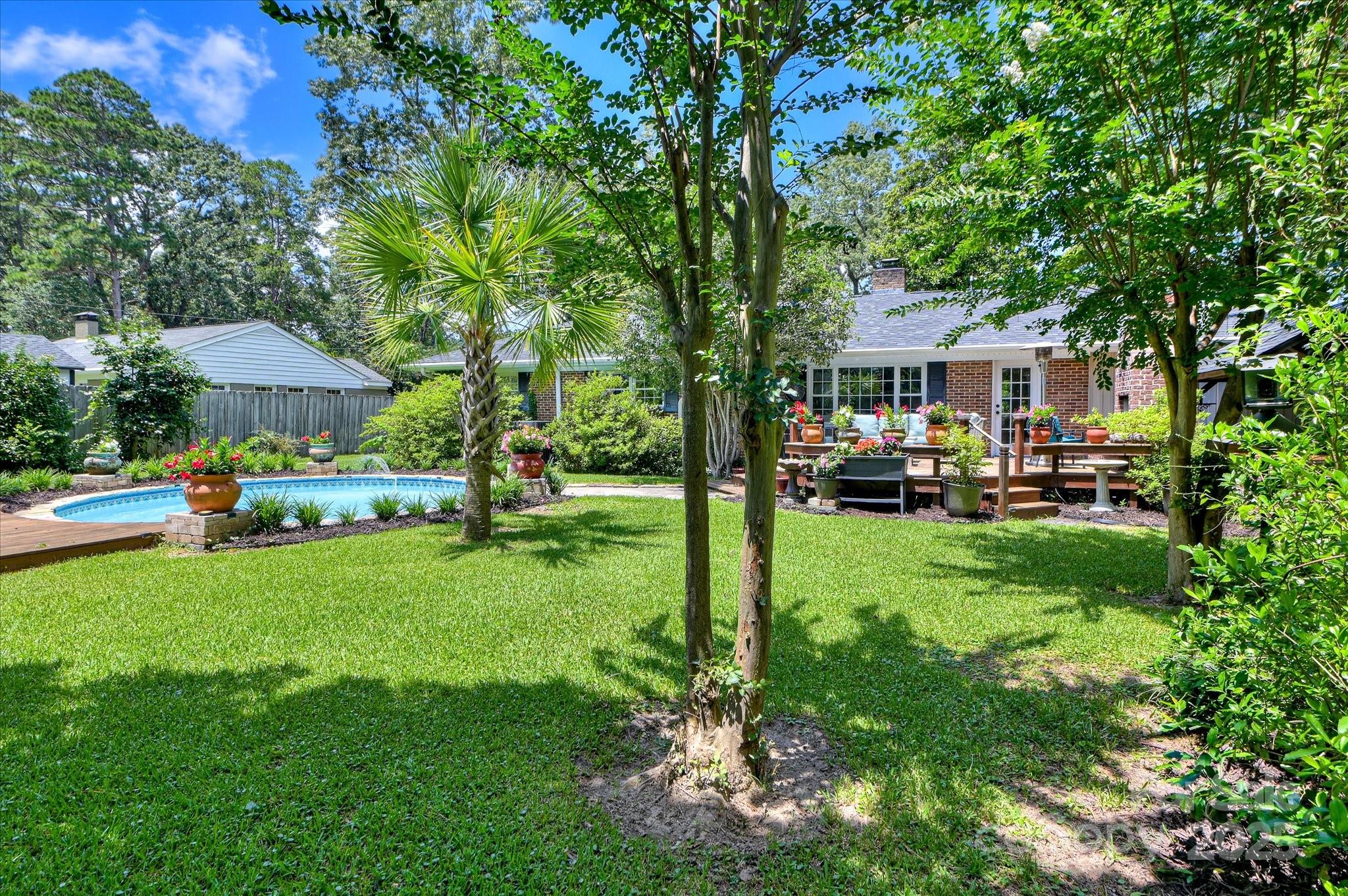 215 Barnard Avenue SE — Aiken