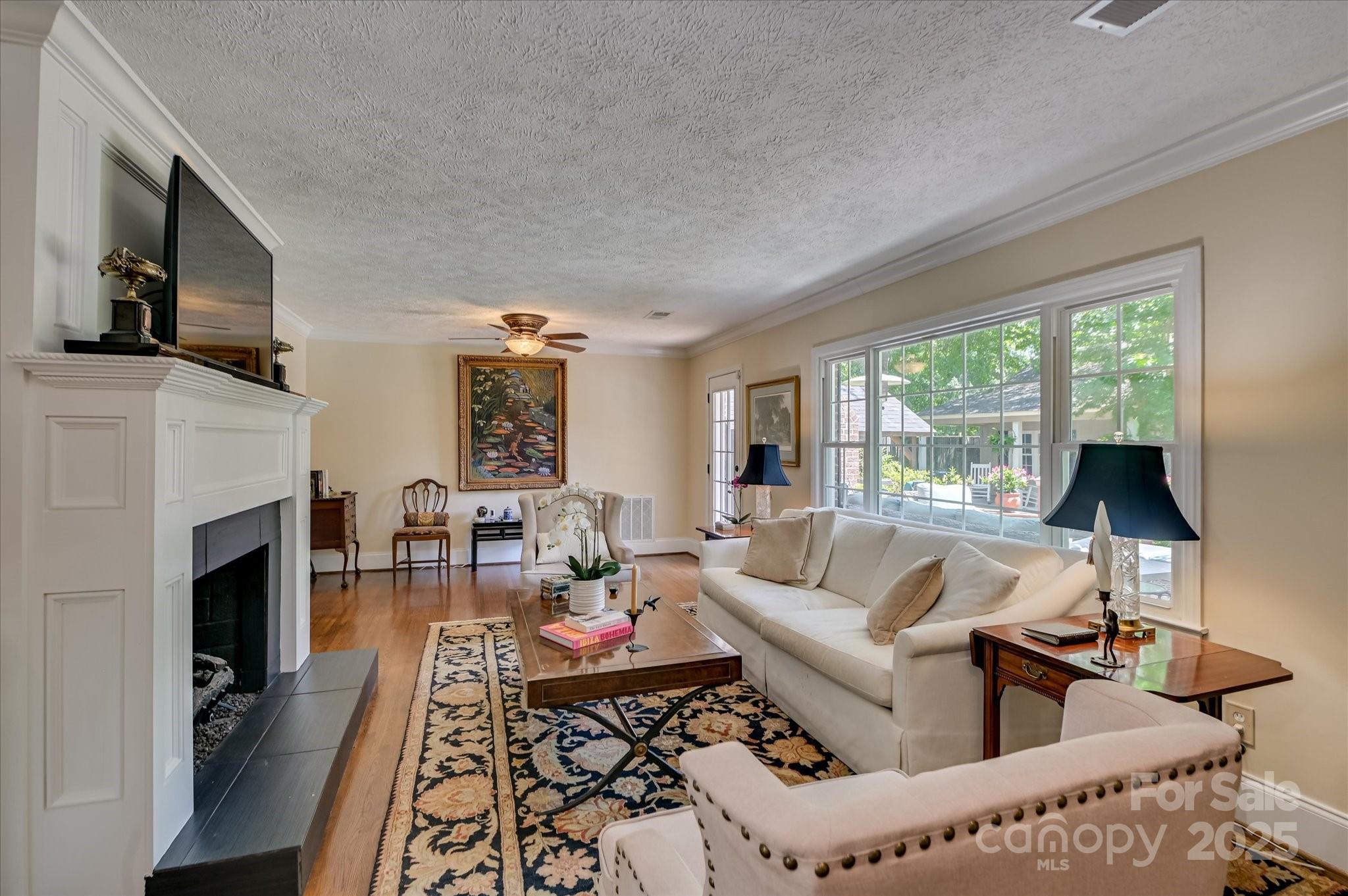 215 Barnard Avenue SE — Aiken