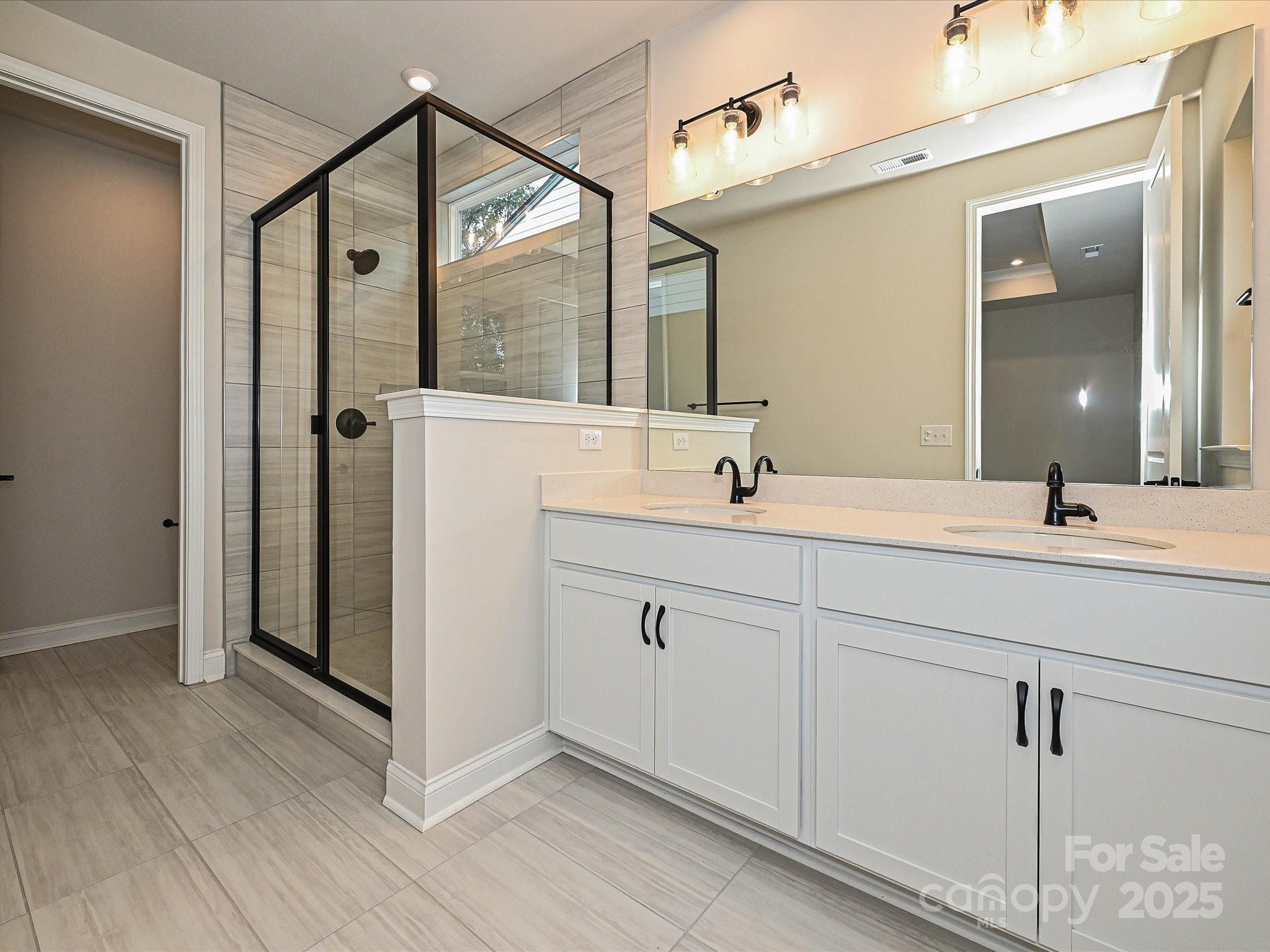 8034 Cedarsmith Court — Charlotte