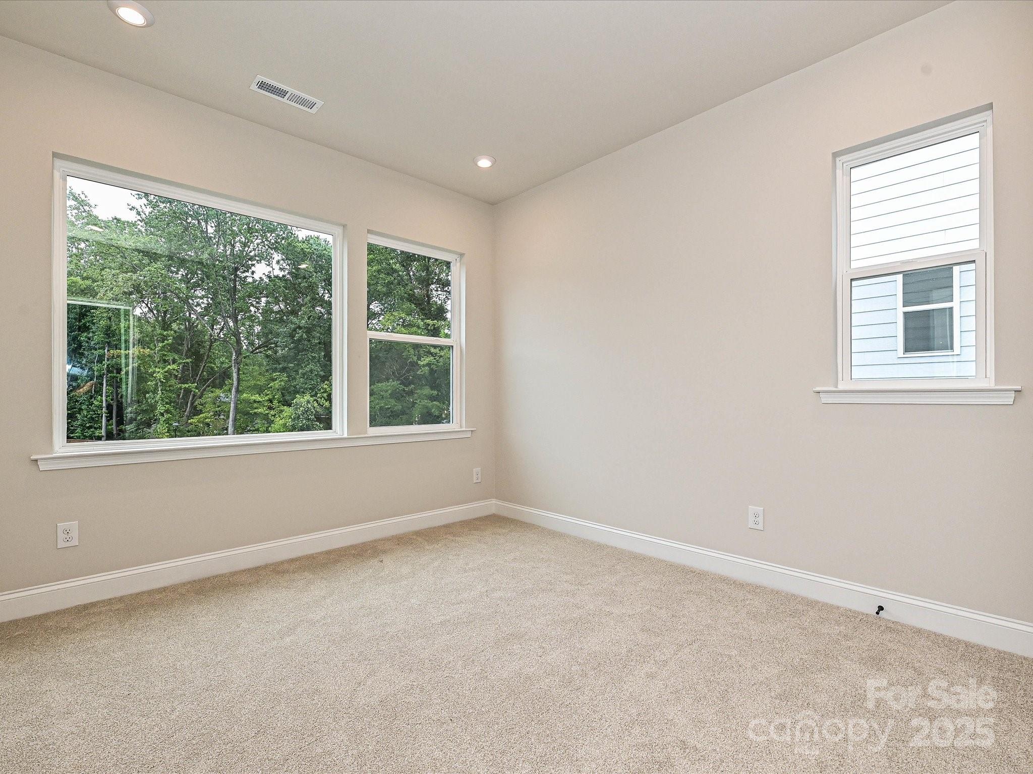 8034 Cedarsmith Court — Charlotte